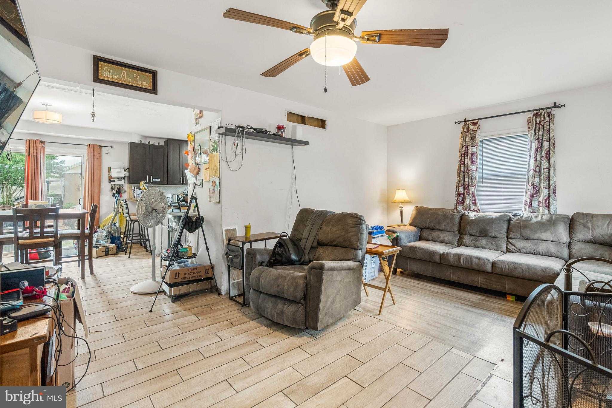 2411 Paris Ave photo 7