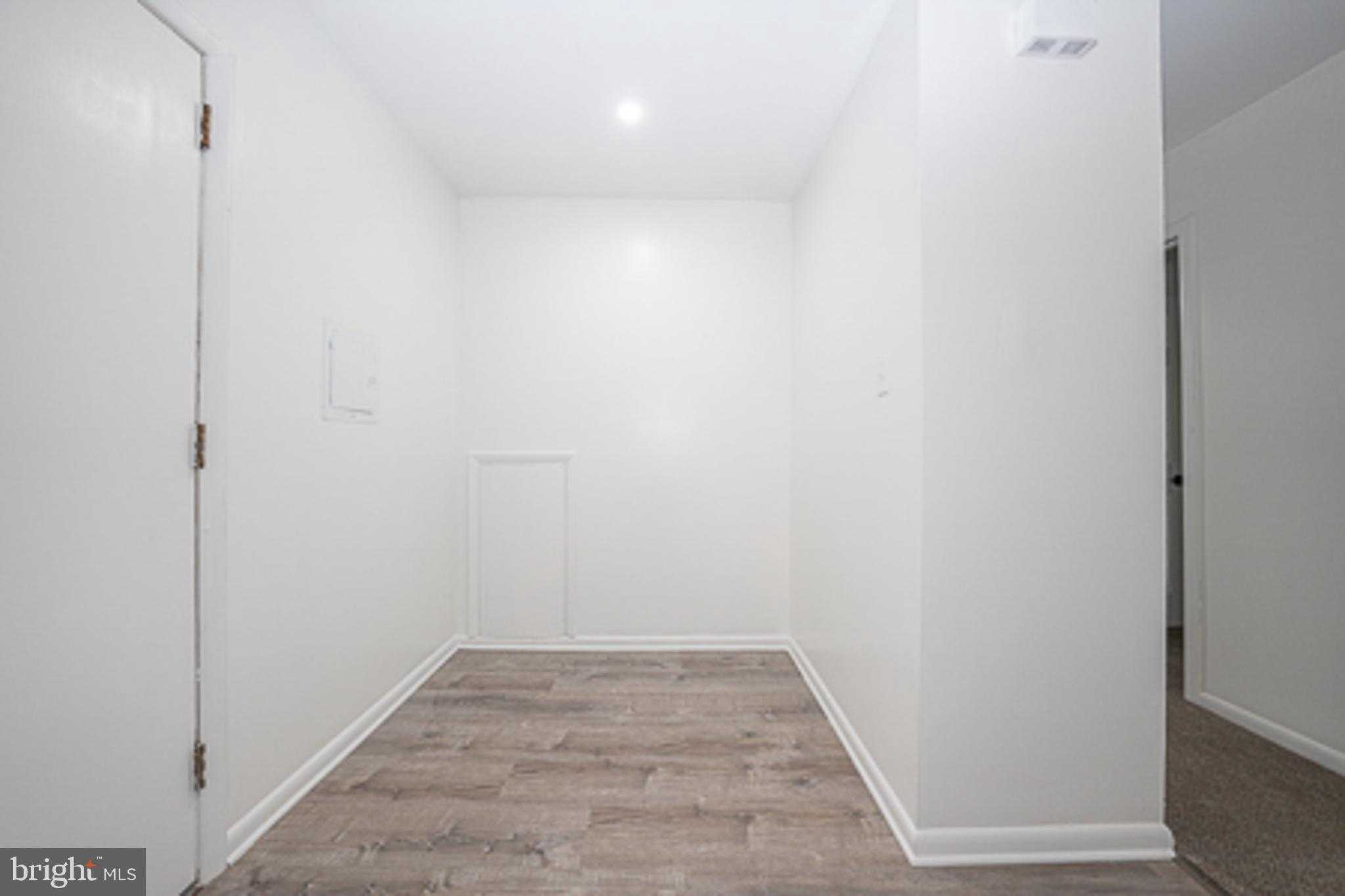 262 Drummers Ln photo 6