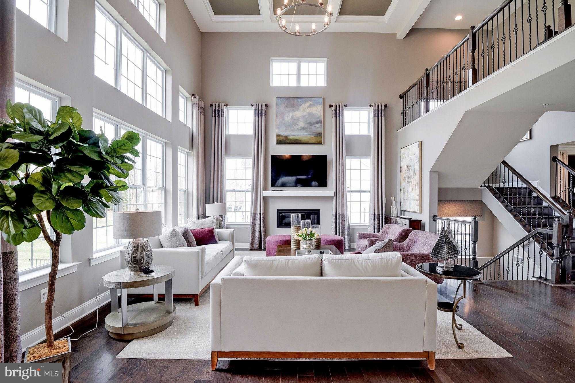 14008 Schaeffer Rd photo 2