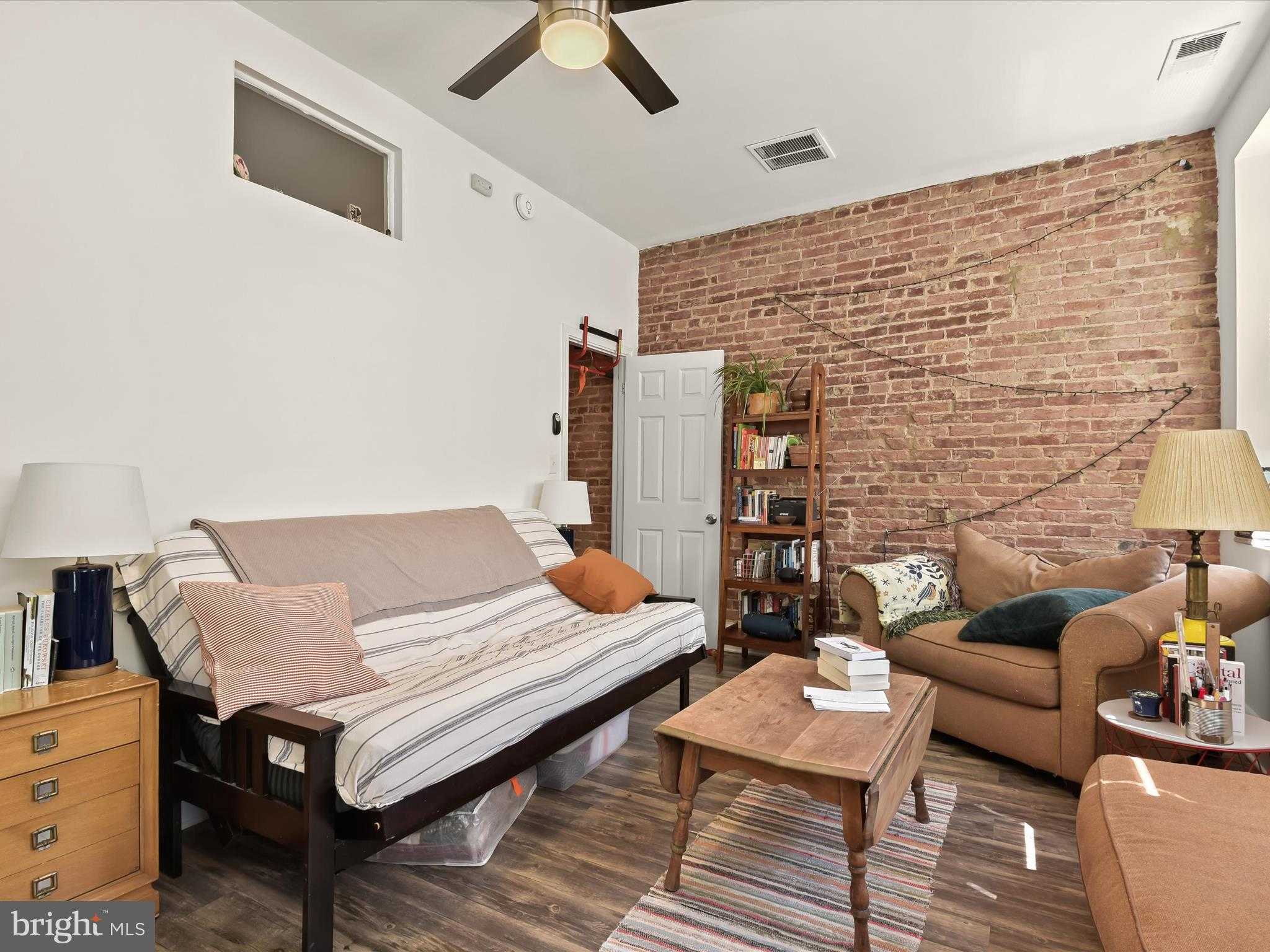 1824 Saint Paul St photo 27