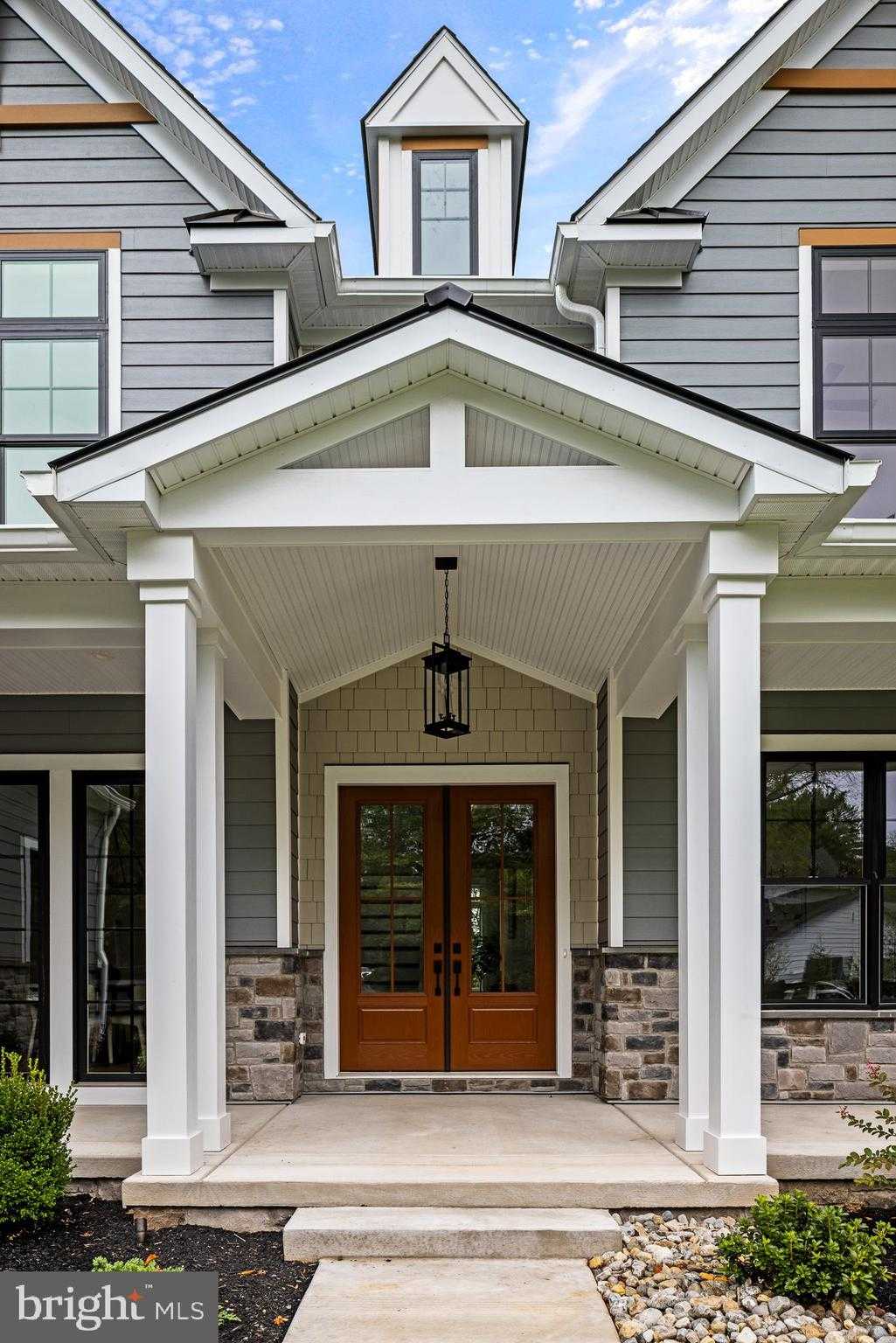 774 Johns Ln photo 4