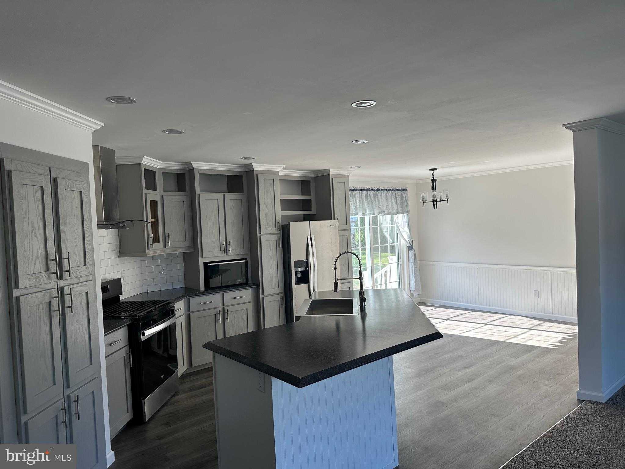 6 Evergreen Dr photo 6