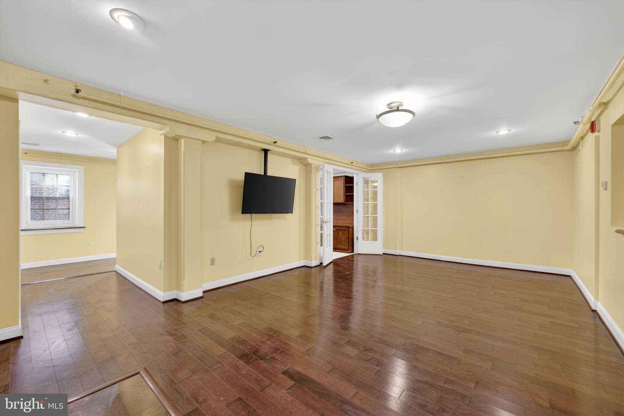 126 Cuthbert St Apt 3 photo 9