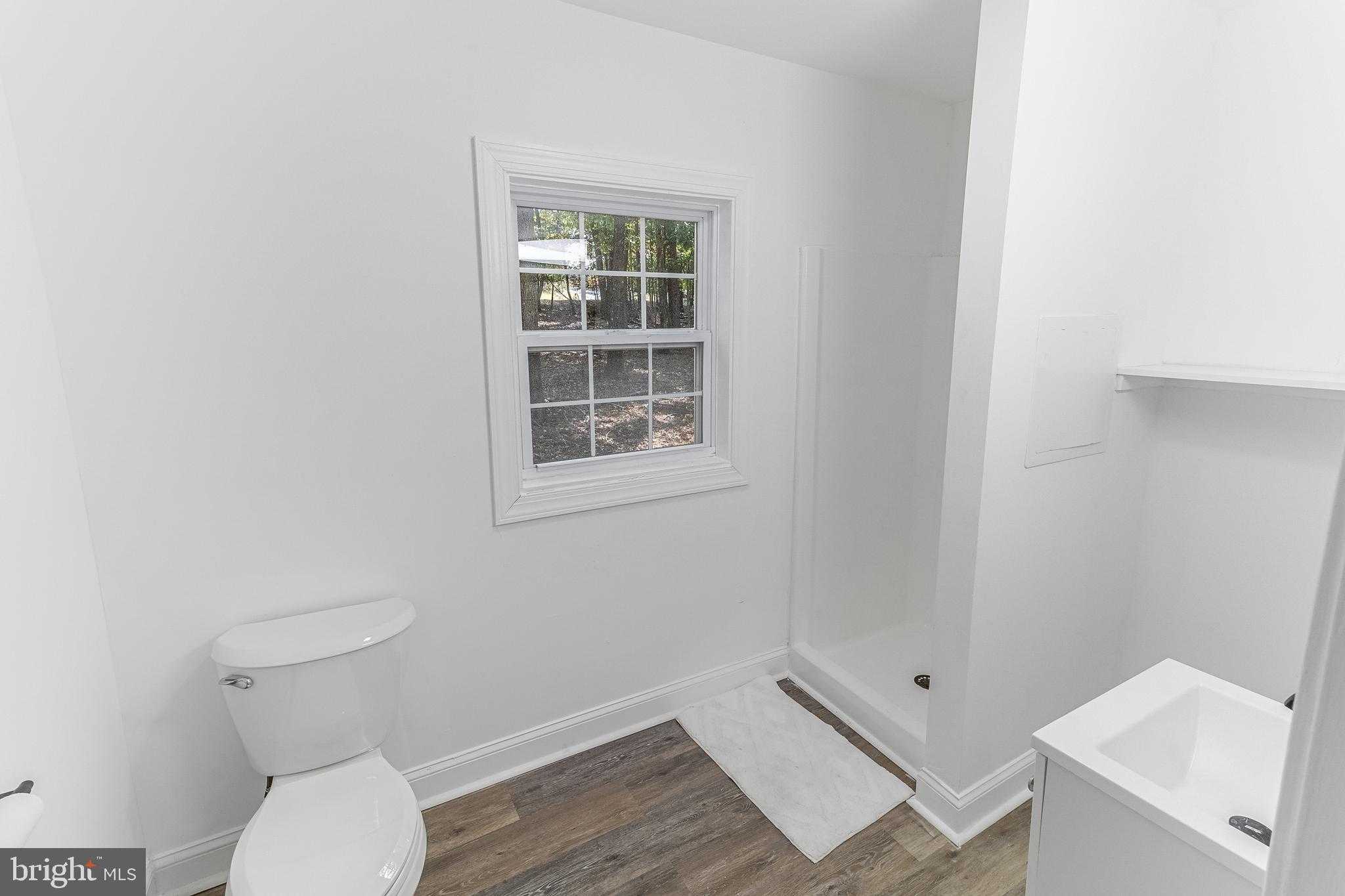 33 Maple Ln photo 10