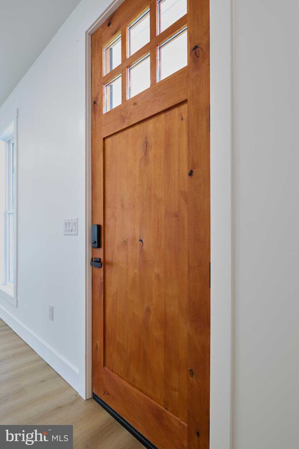 2330 W Whitehall Rd photo 7