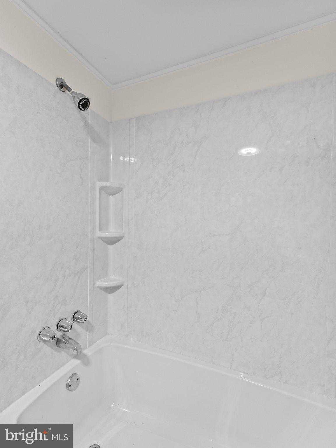 149 E Herman St photo 16