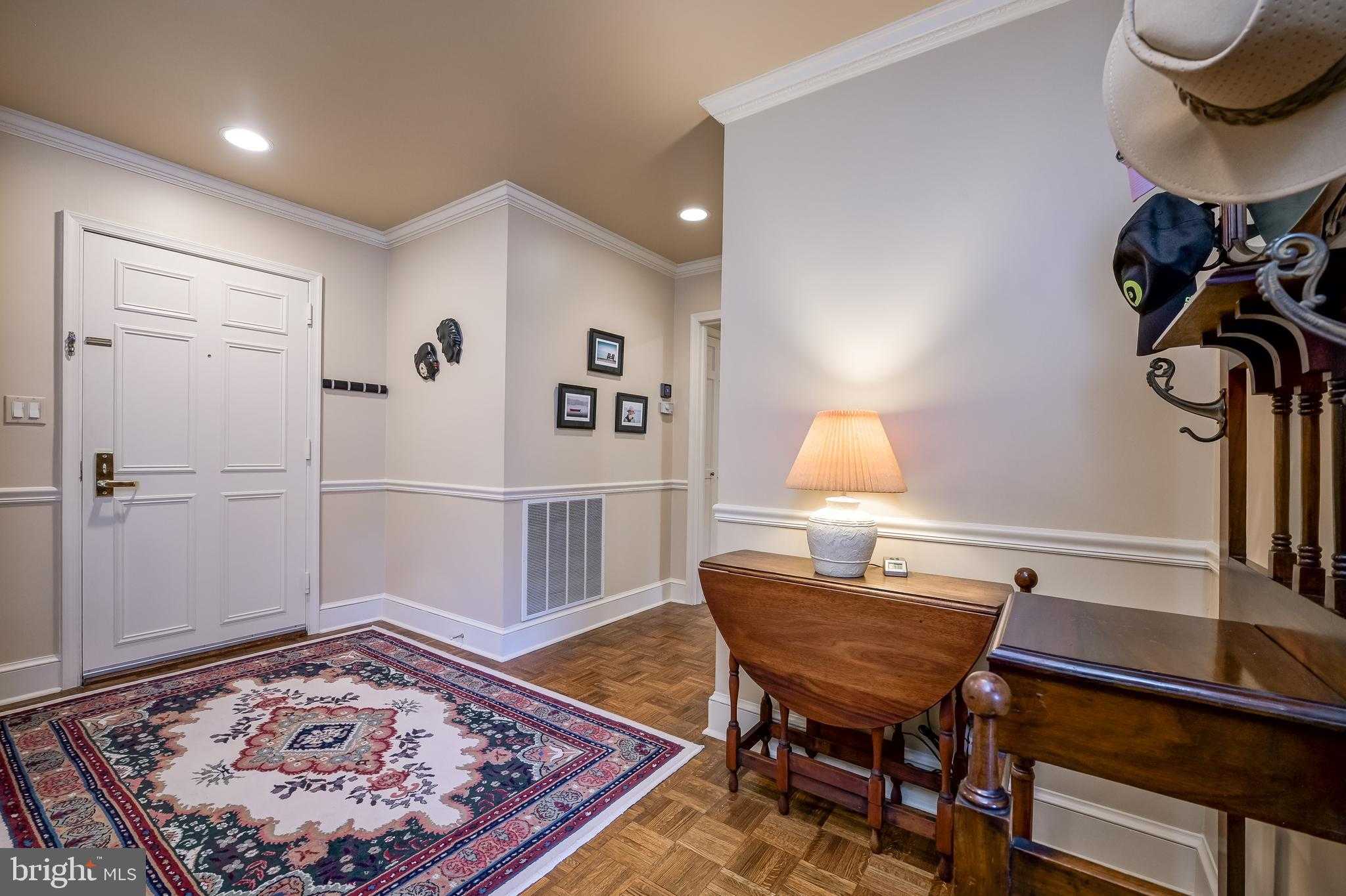 8101 Connecticut Ave photo 3