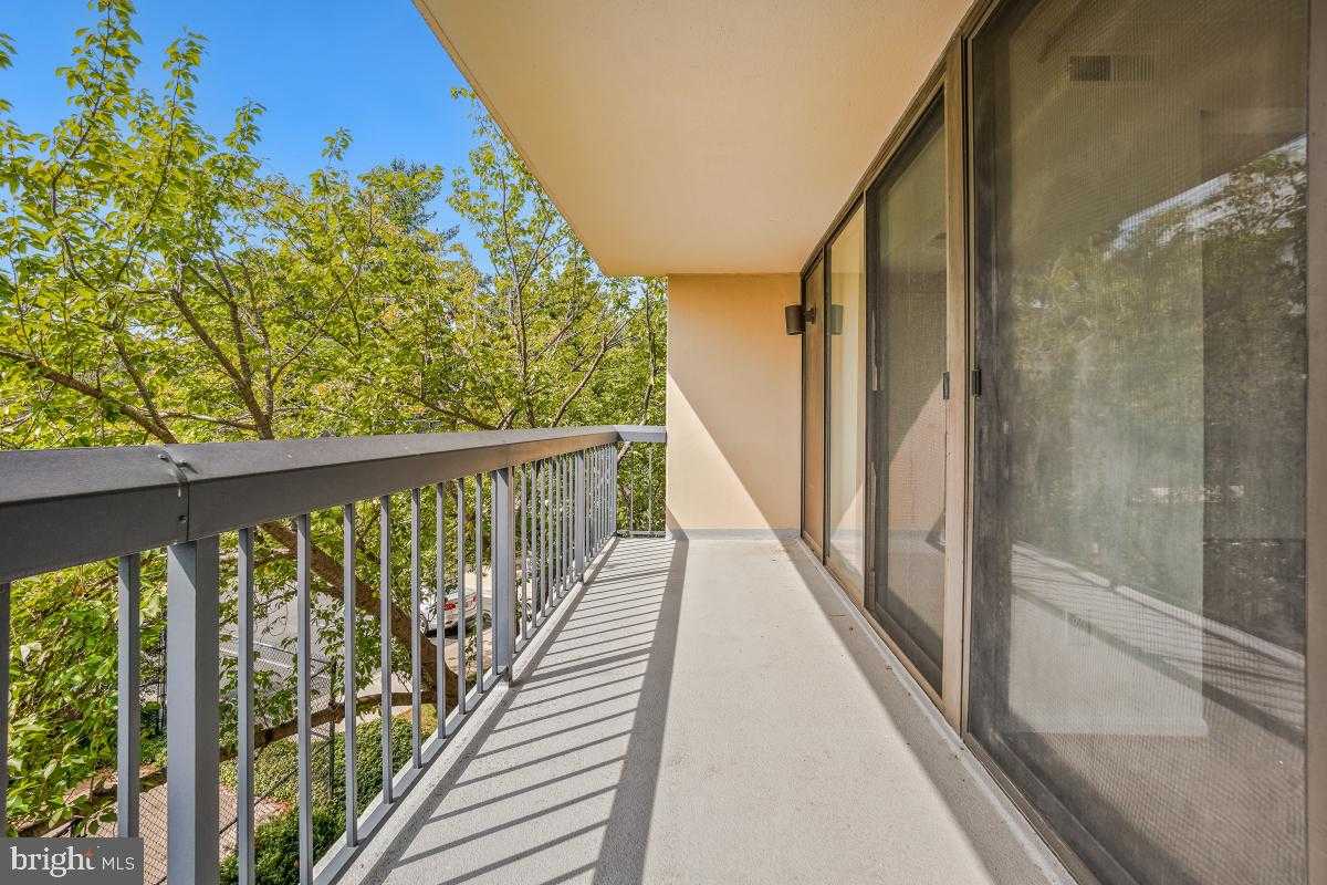 7401 Westlake Ter Apt 215 photo 19