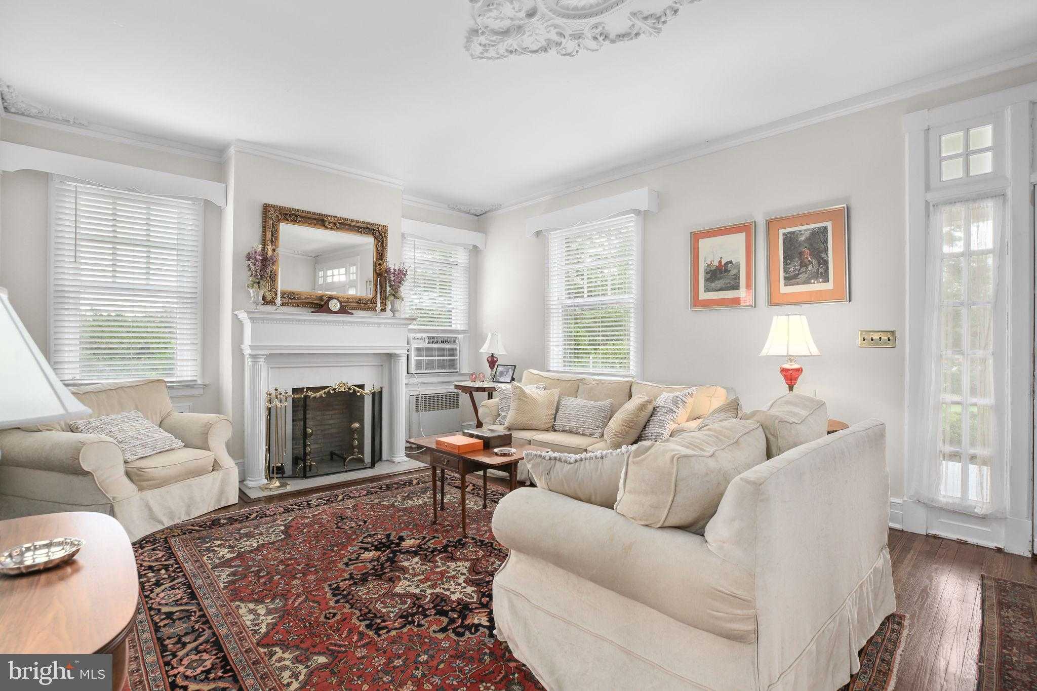 590 N Madison Rd photo 16