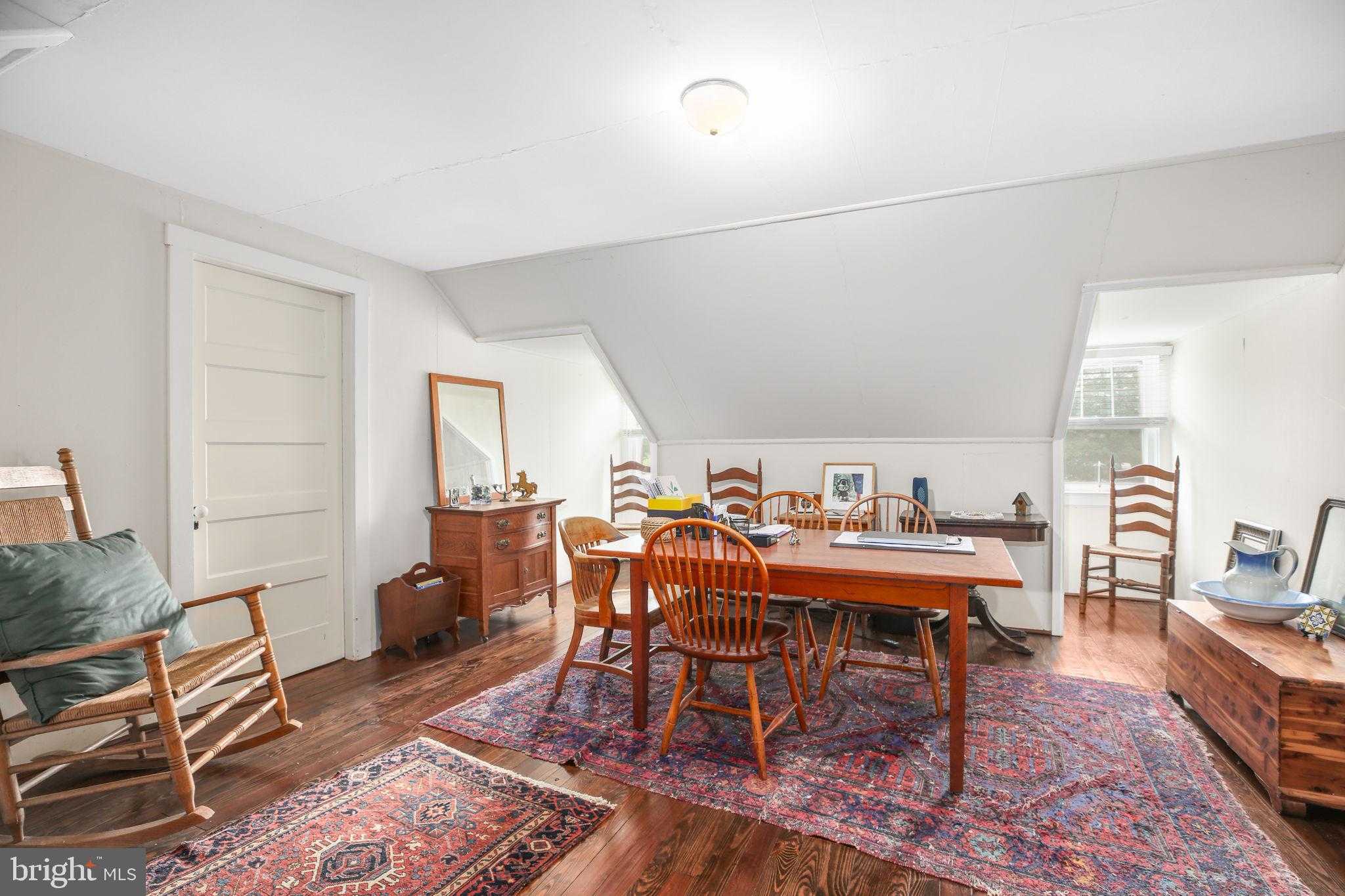 590 N Madison Rd photo 41