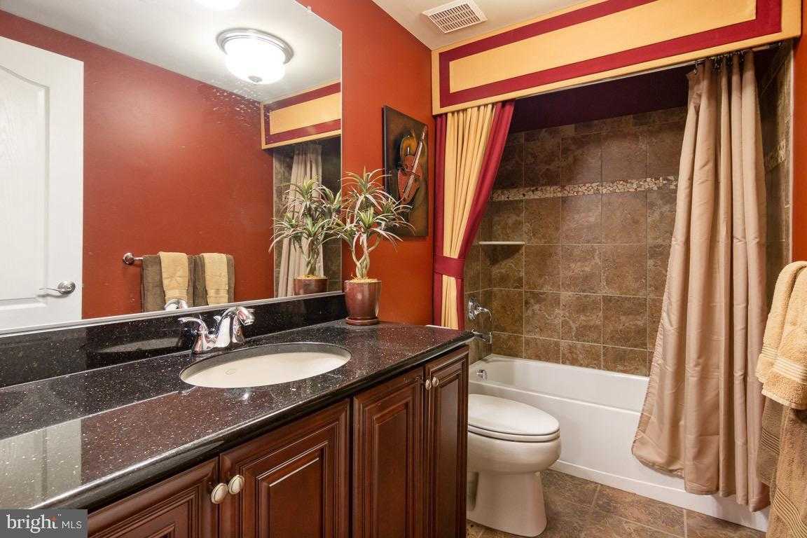 4204 Rolling Paddock Dr photo 38