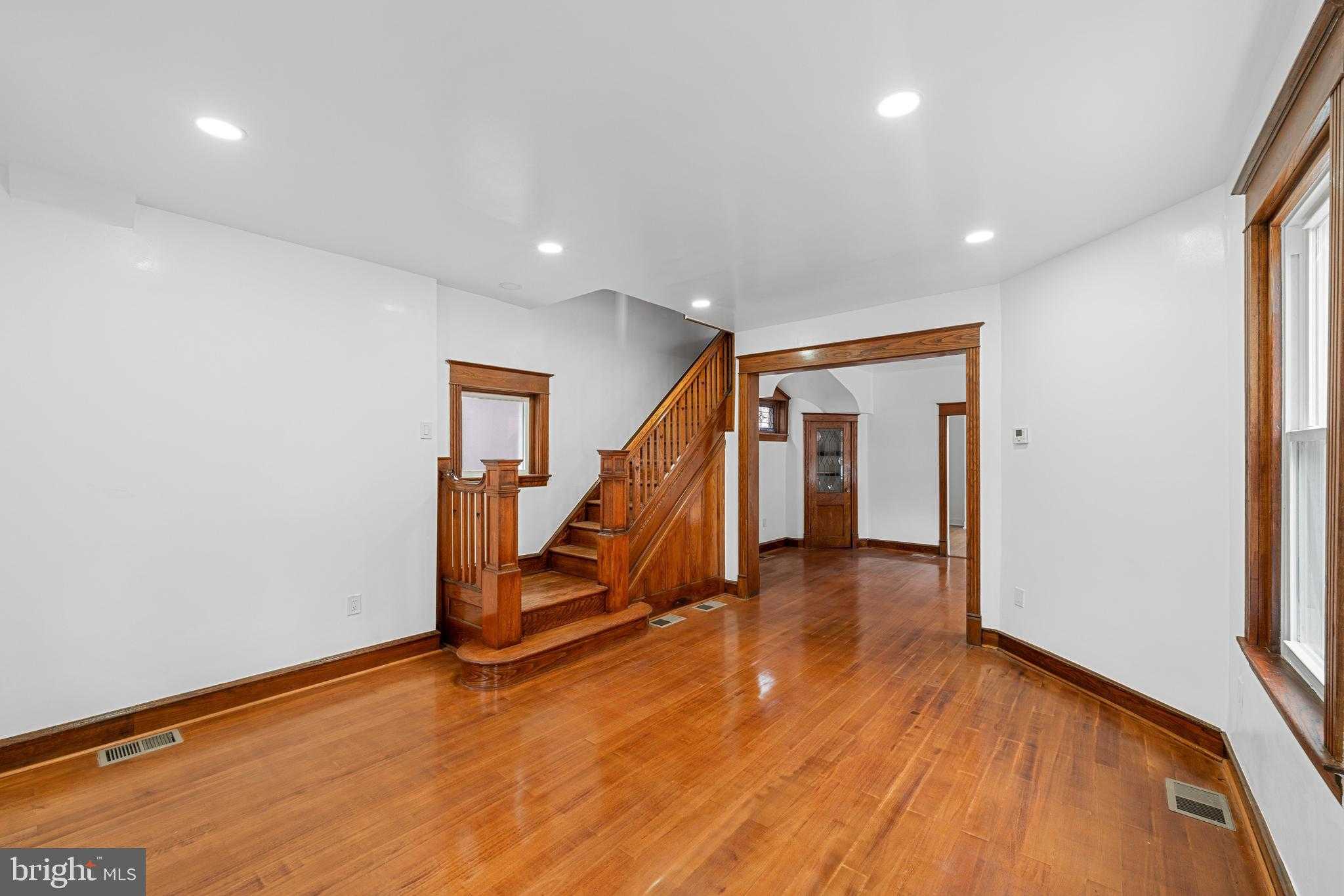 407 E Sanger St # 09 photo 15