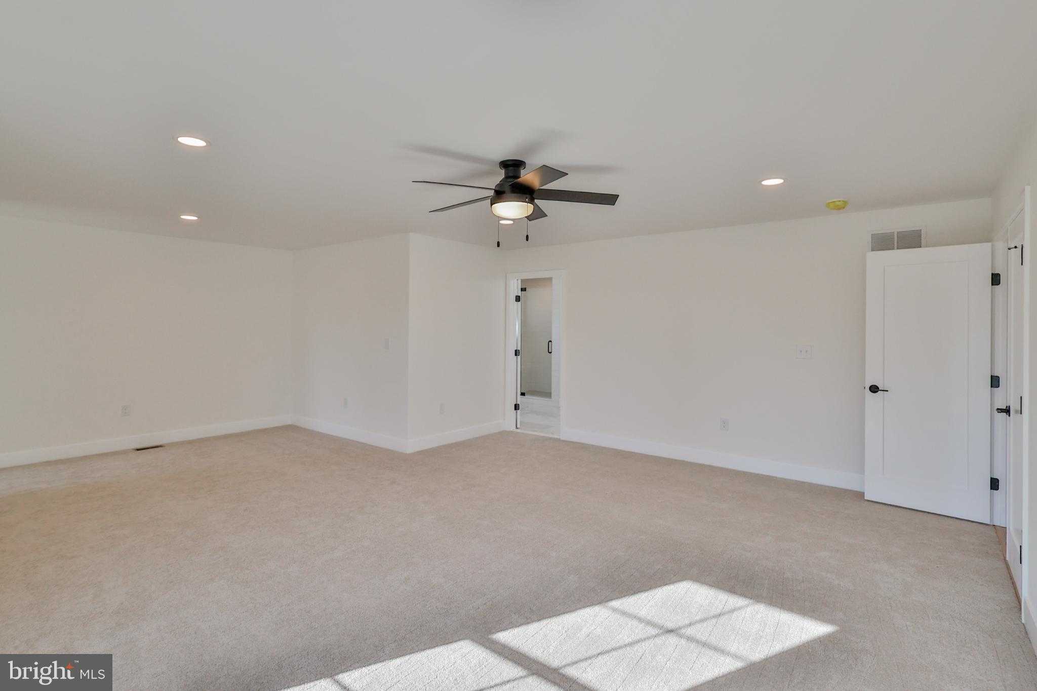 883 Emerald Valley Ln photo 30