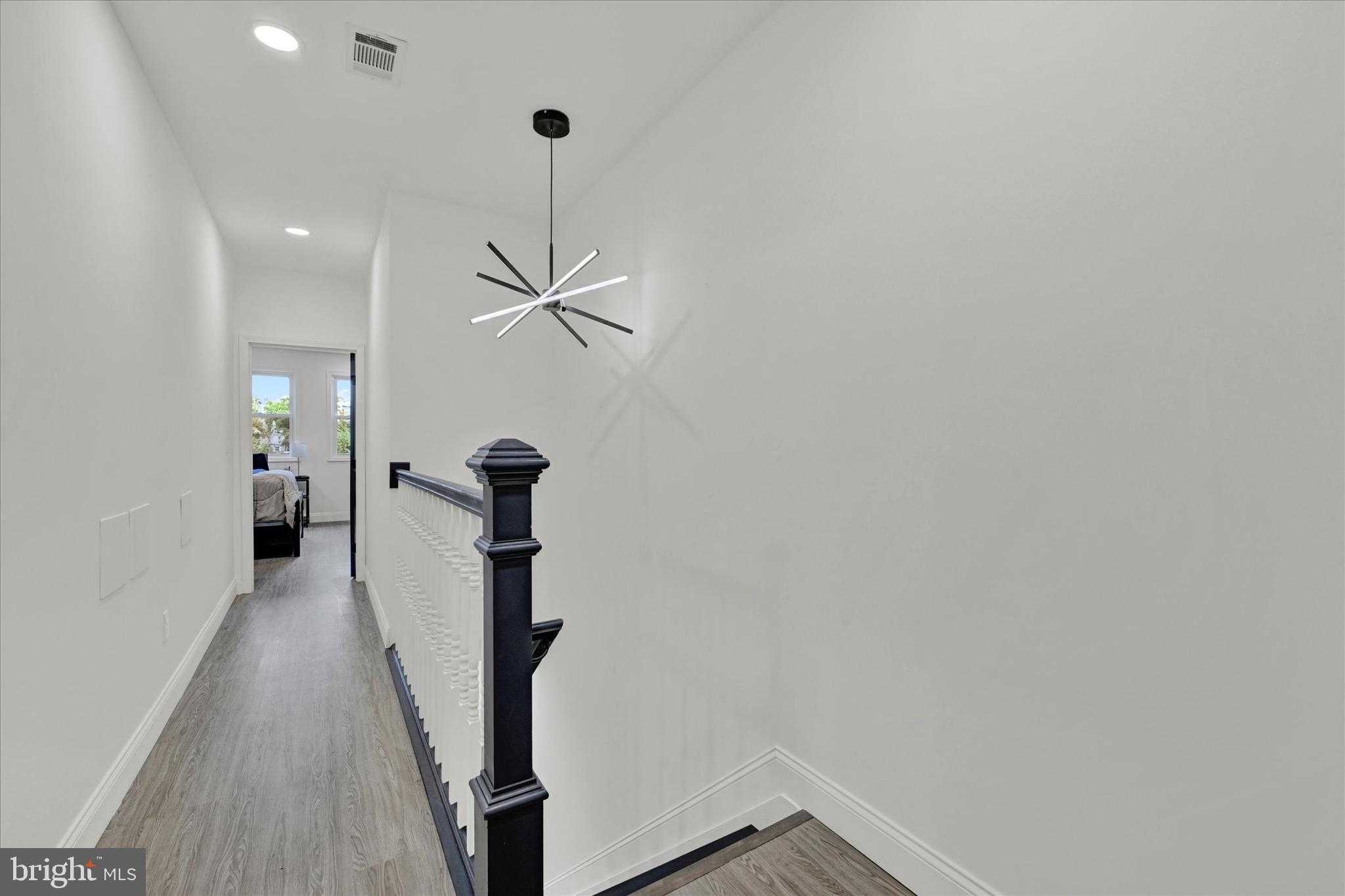 1748 N Chester St photo 14