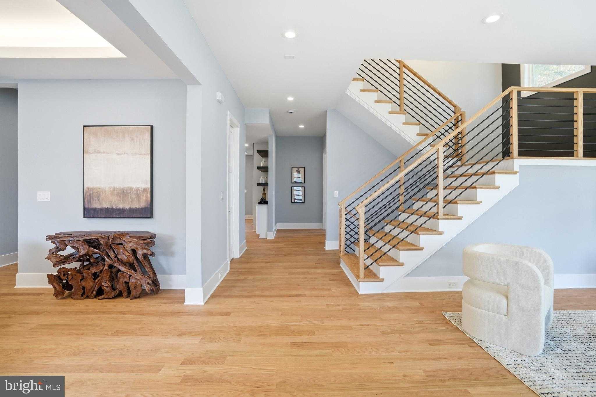 7306 Sportsman Dr photo 6