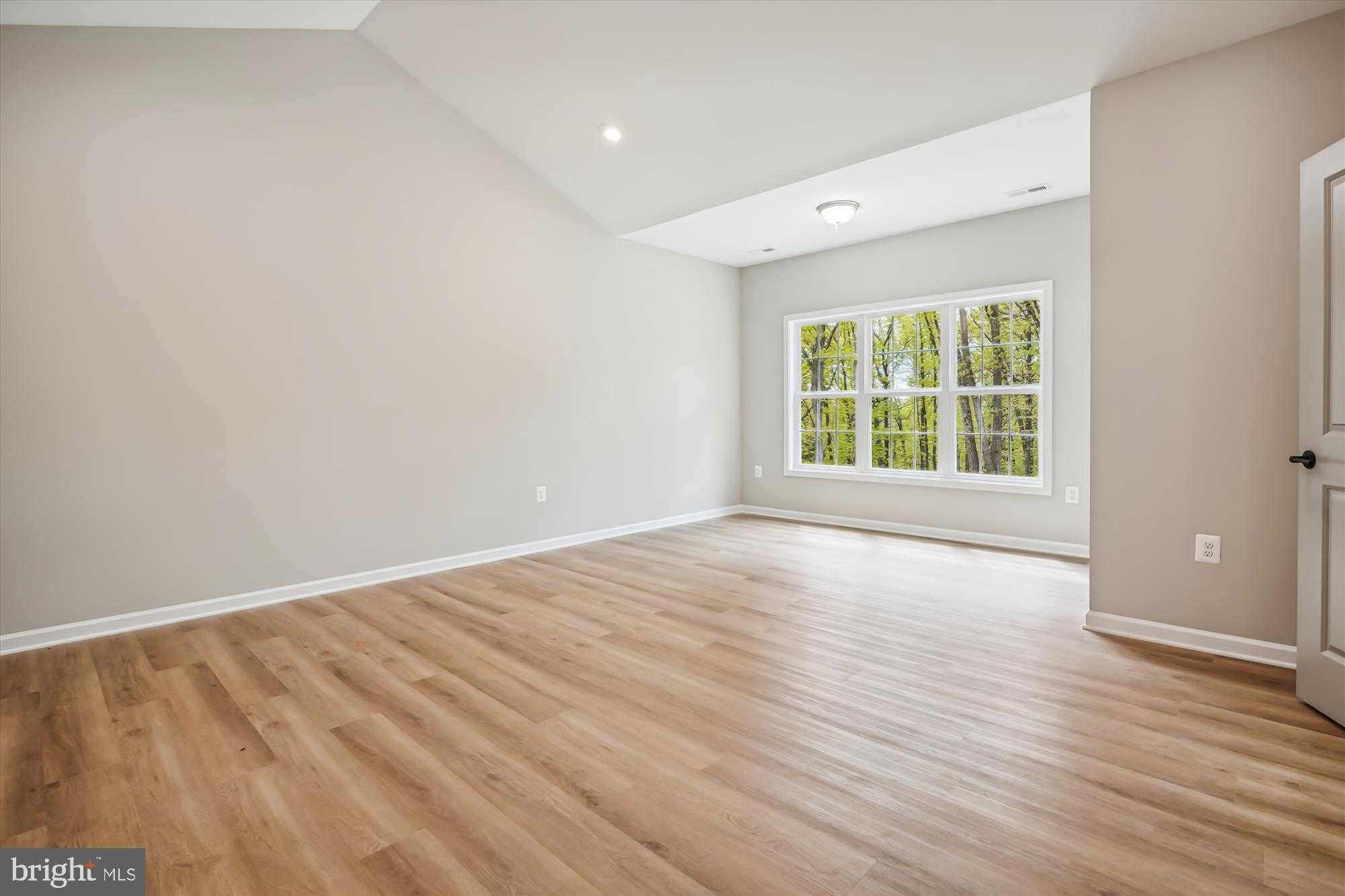 Eggbornsville Rd photo 30