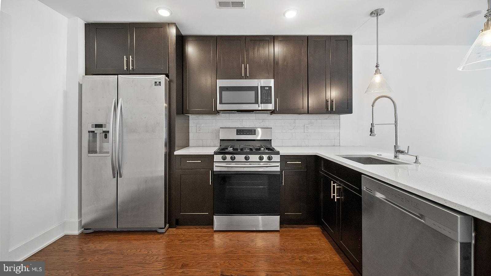 1950 N 6th St Unit 2 photo 5