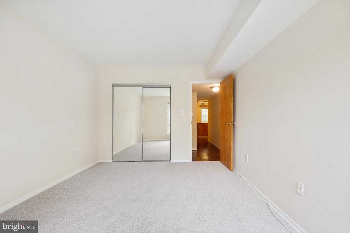 8409 Greenbelt Rd photo 21