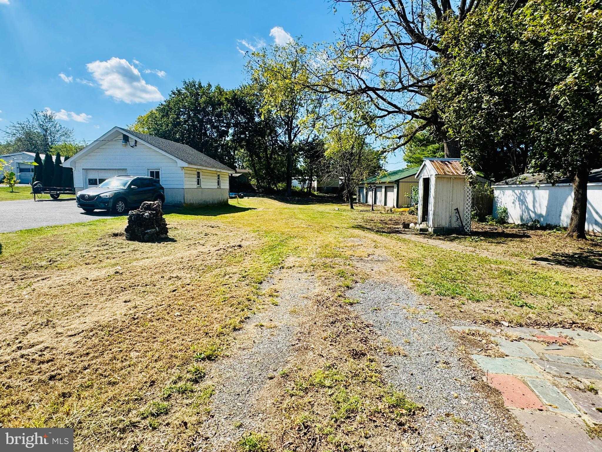 895 Pleasant Hill Rd photo 16