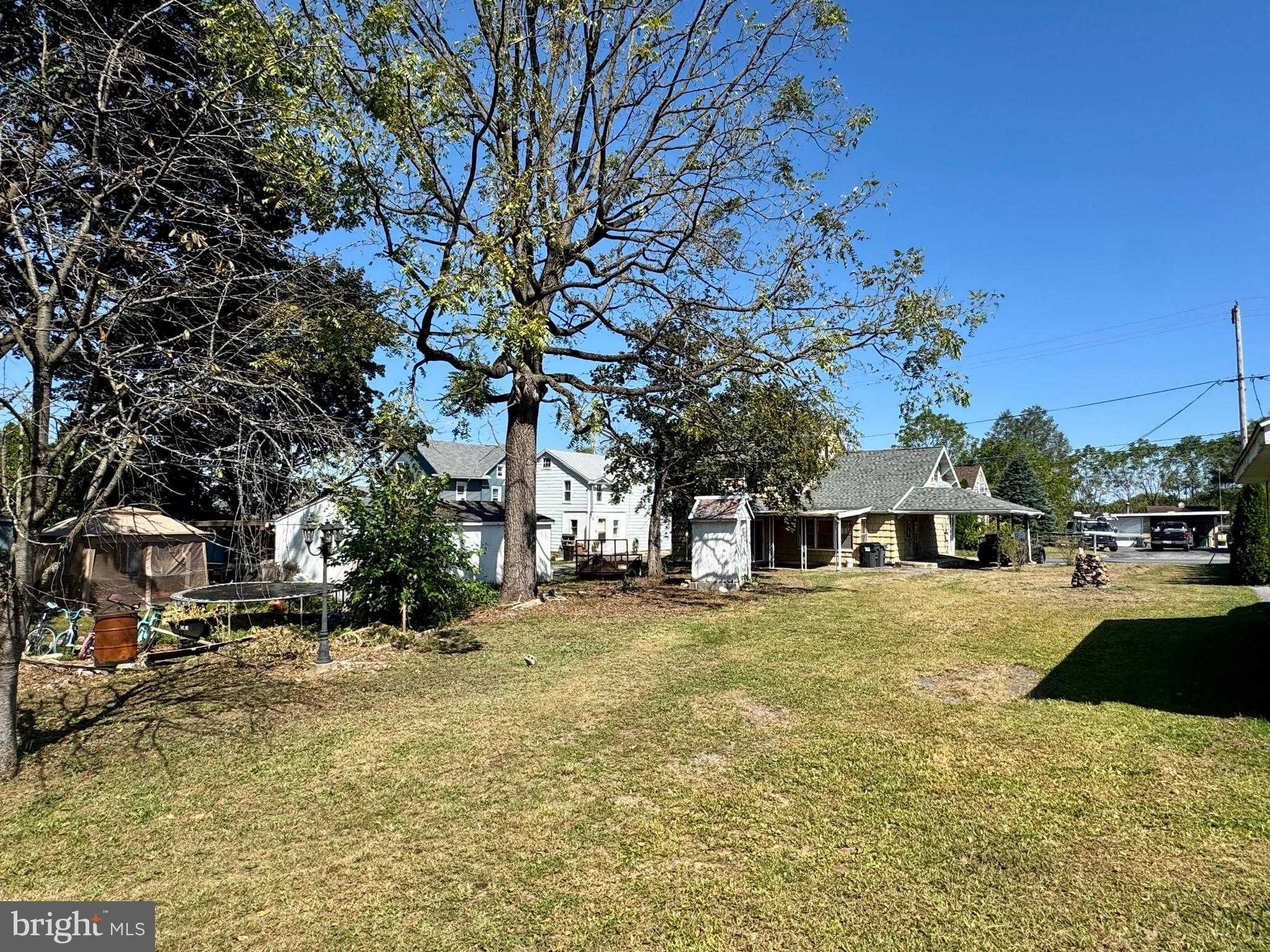 895 Pleasant Hill Rd photo 18