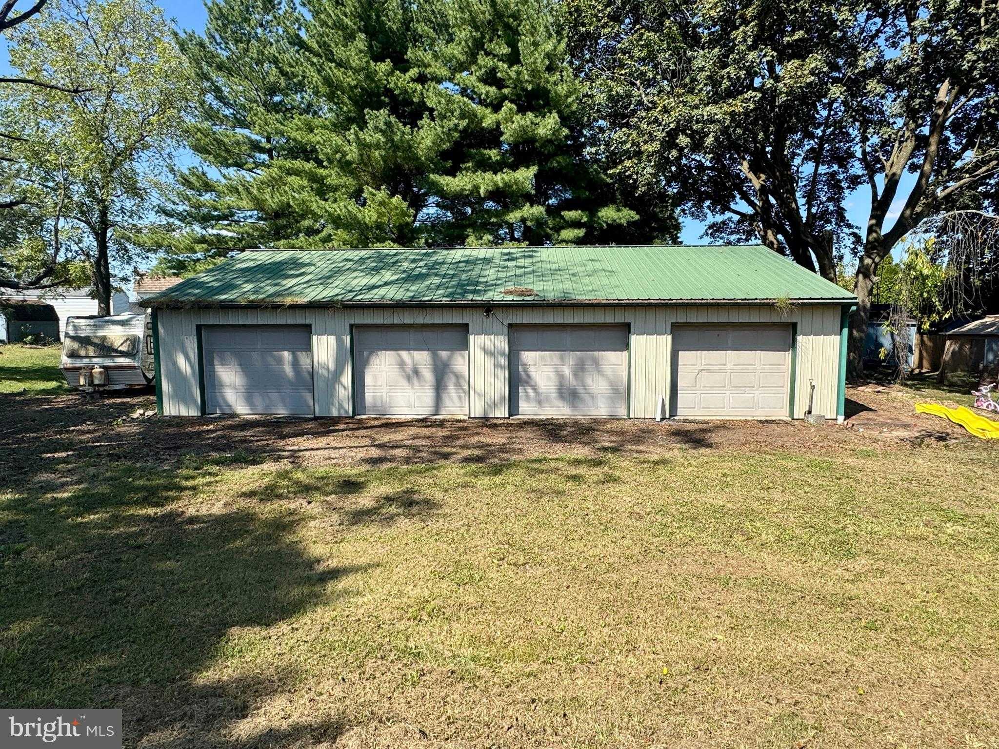 895 Pleasant Hill Rd photo 3