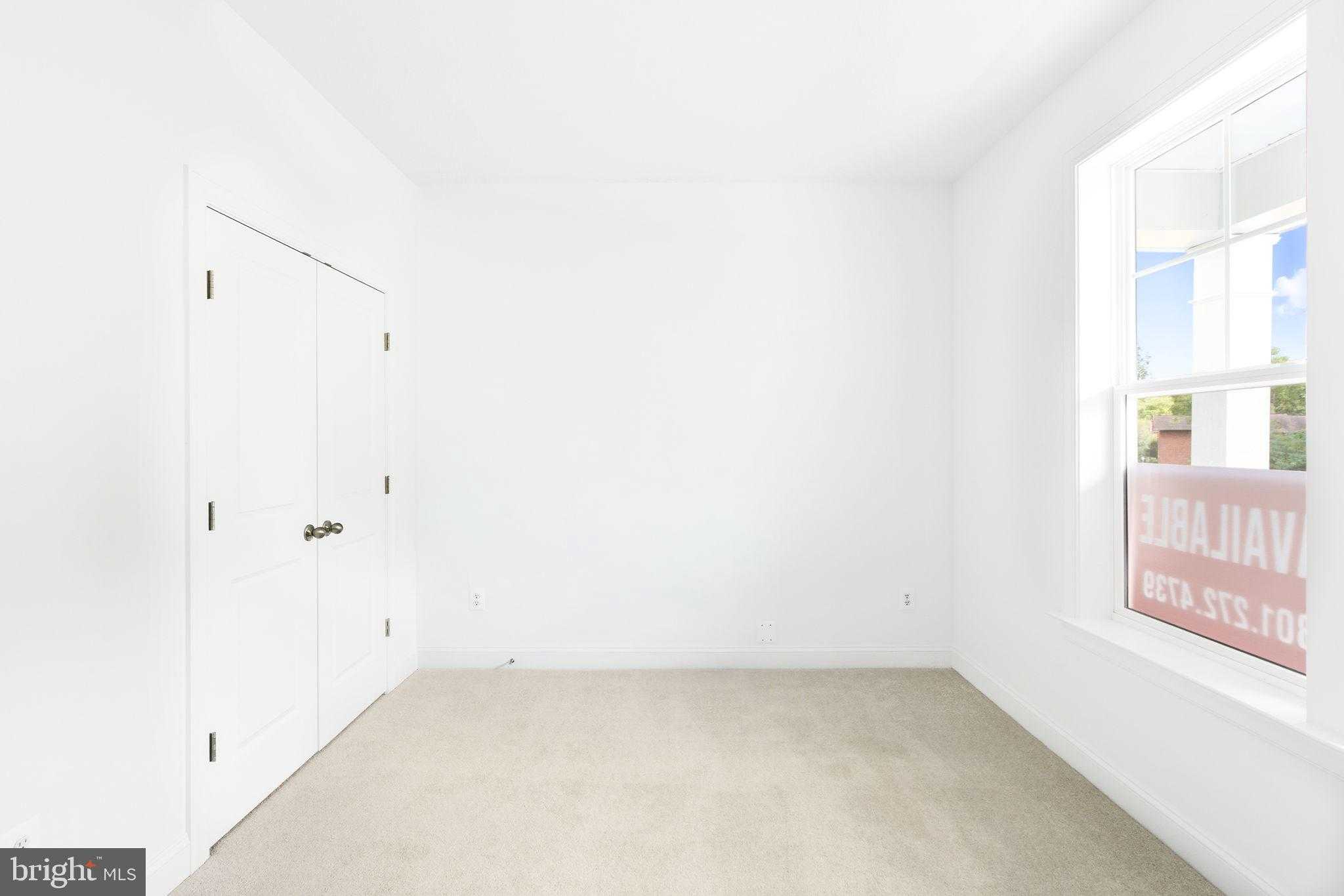 19710 Oleander CT photo 23