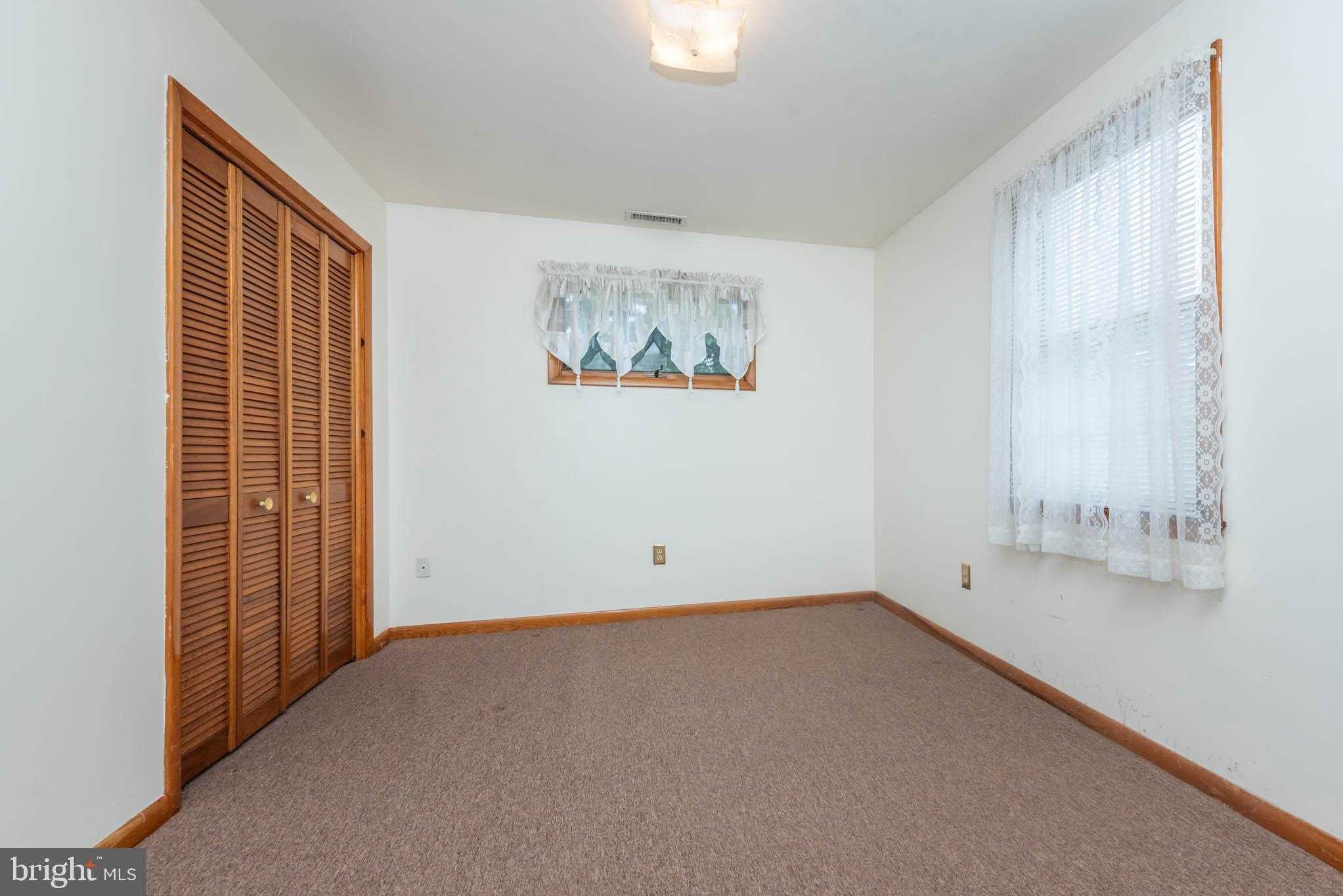 3417 E Joppa Rd photo 30