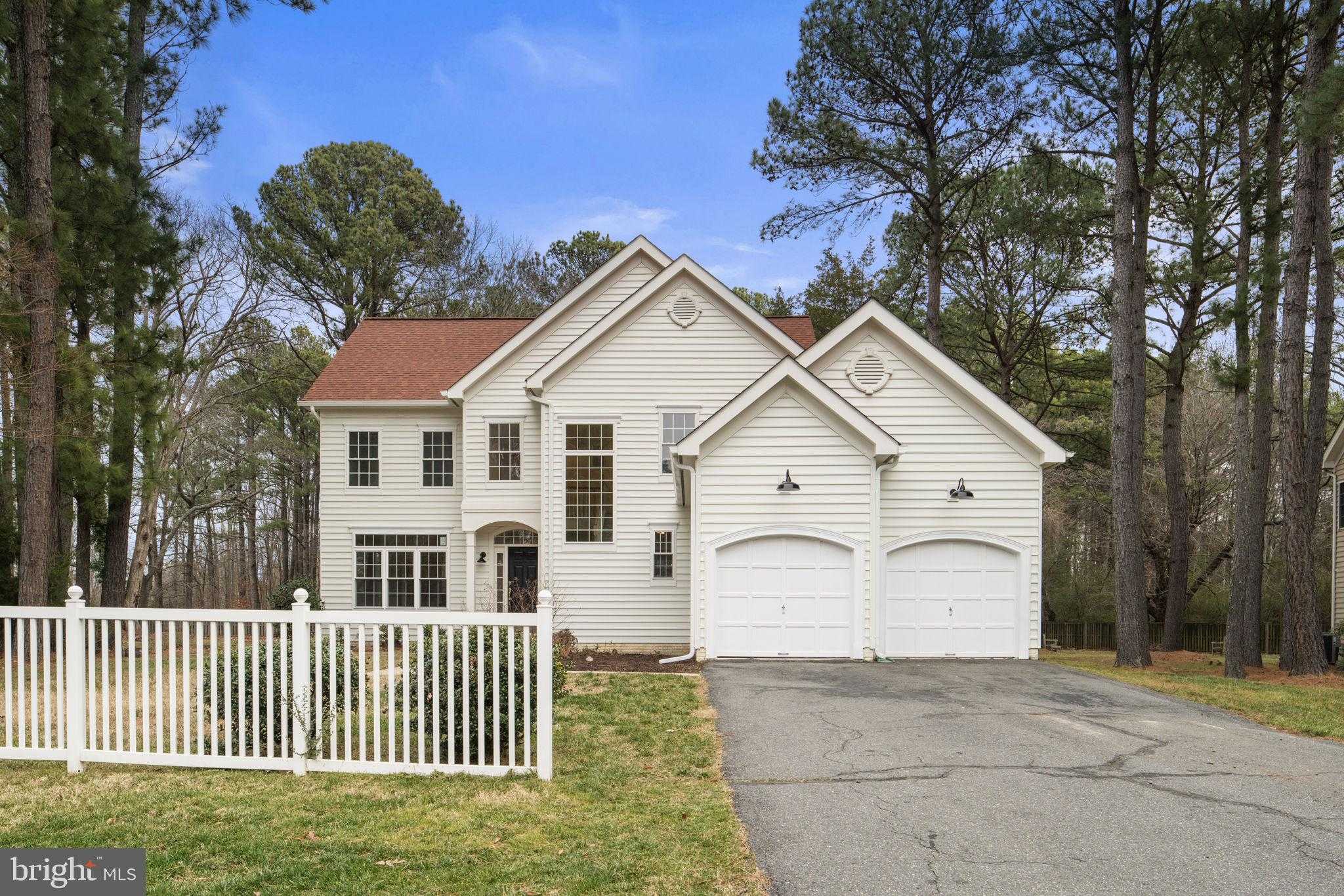 13400 Lore Pines Ln photo 4