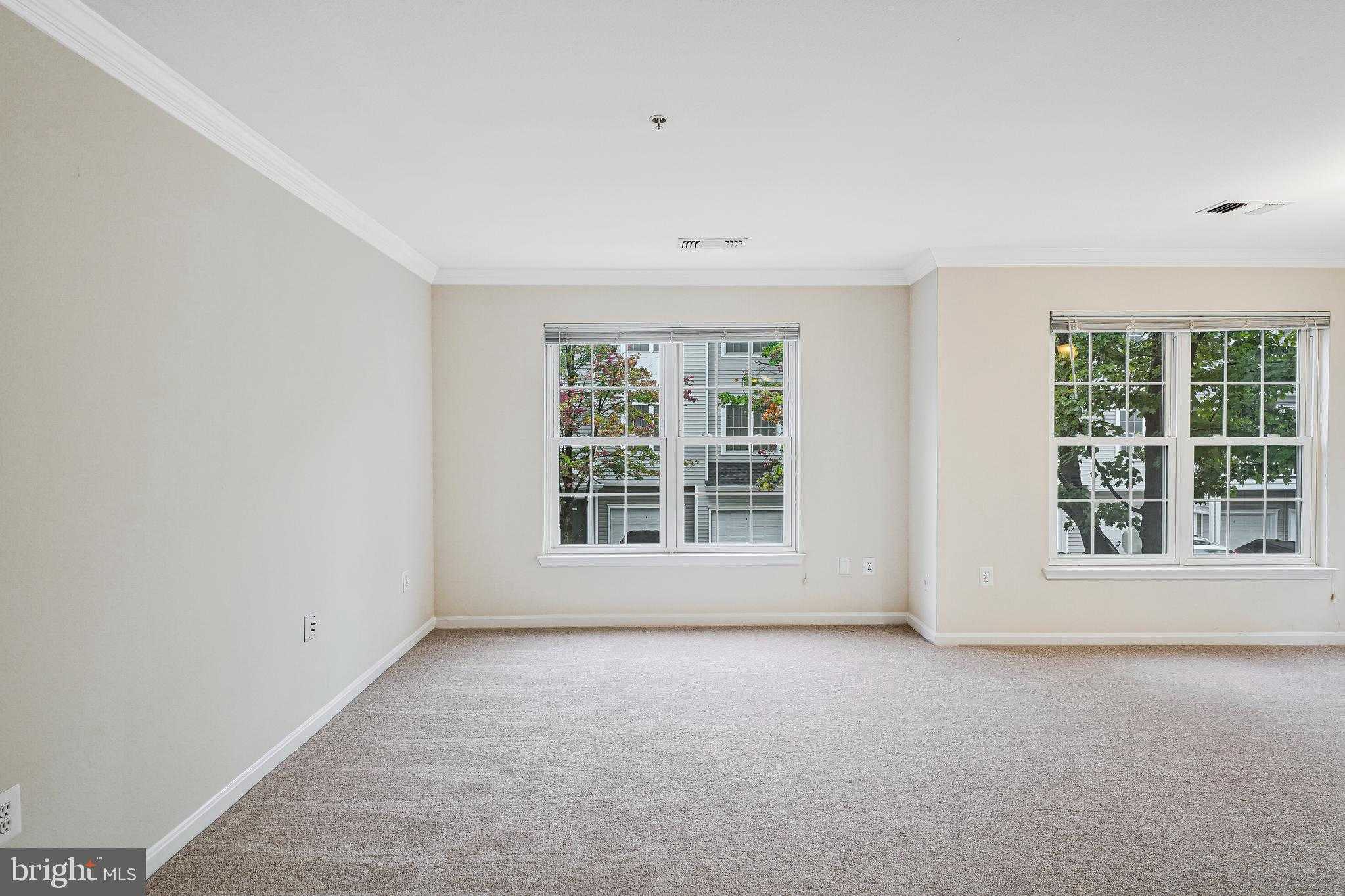 4506 Superior Sq photo 7