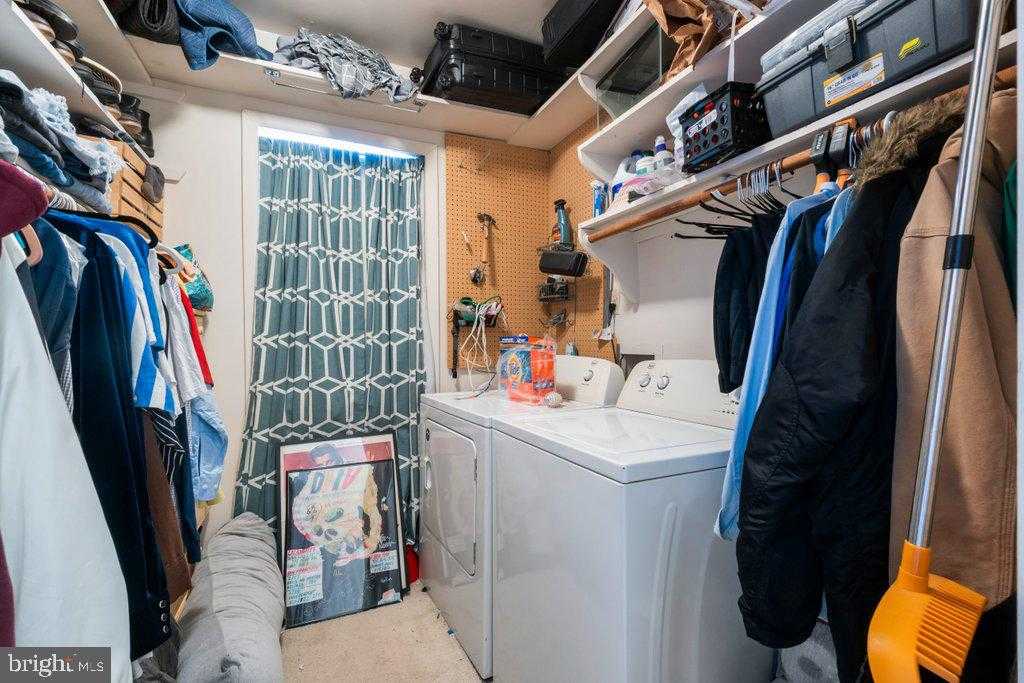 645 N Paca St photo 27