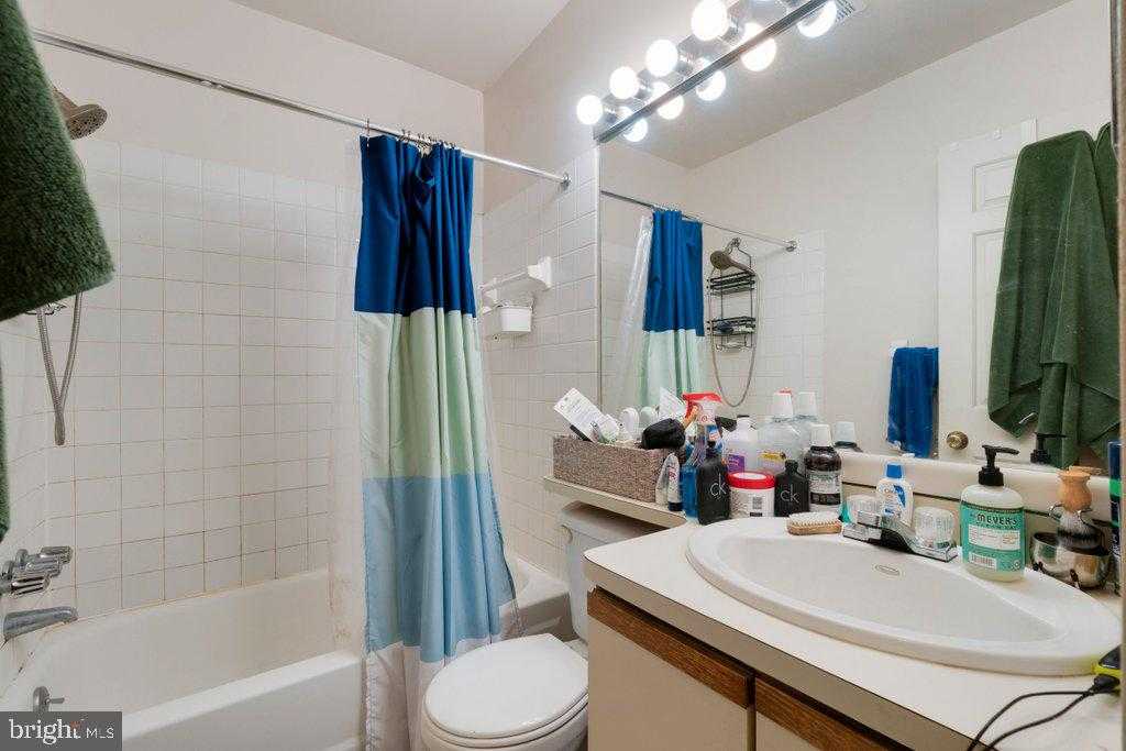 645 N Paca St photo 29