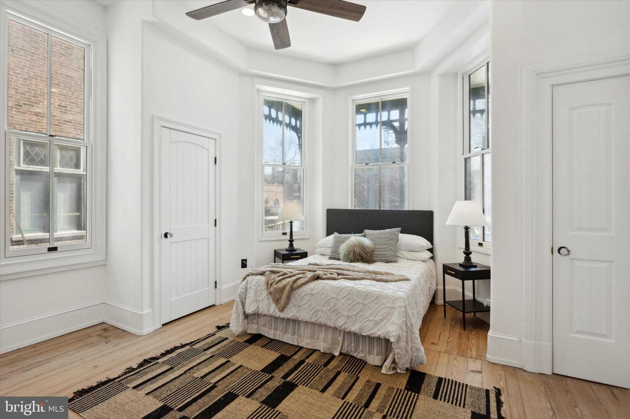 1716 Spruce St Unit 1 photo 38