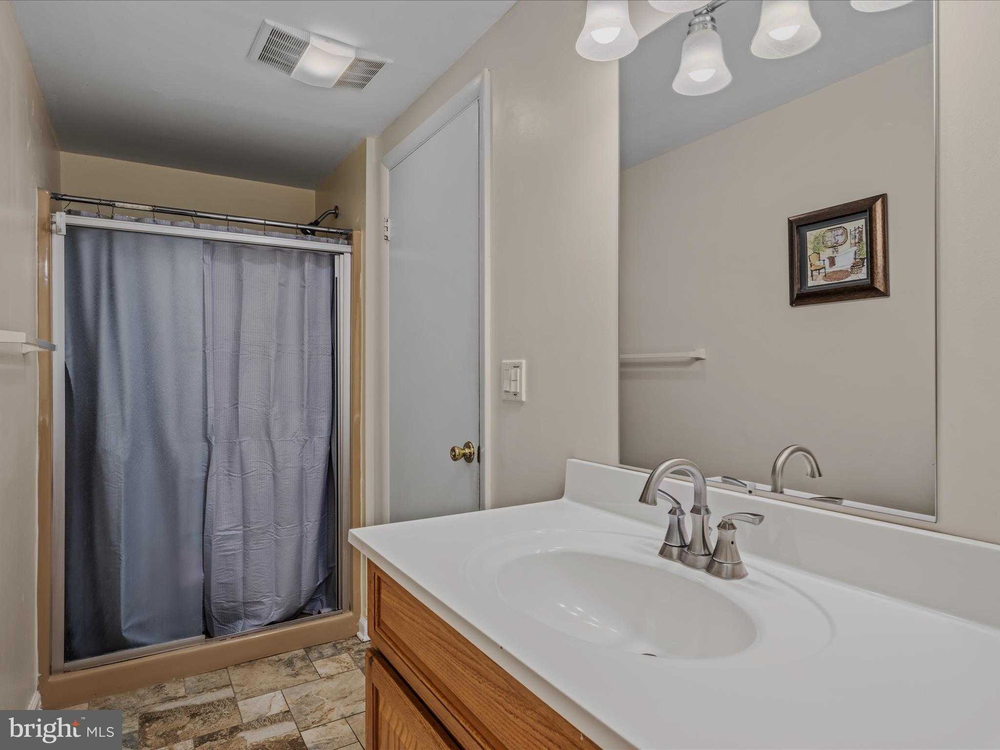 35 Warblers Way photo 32