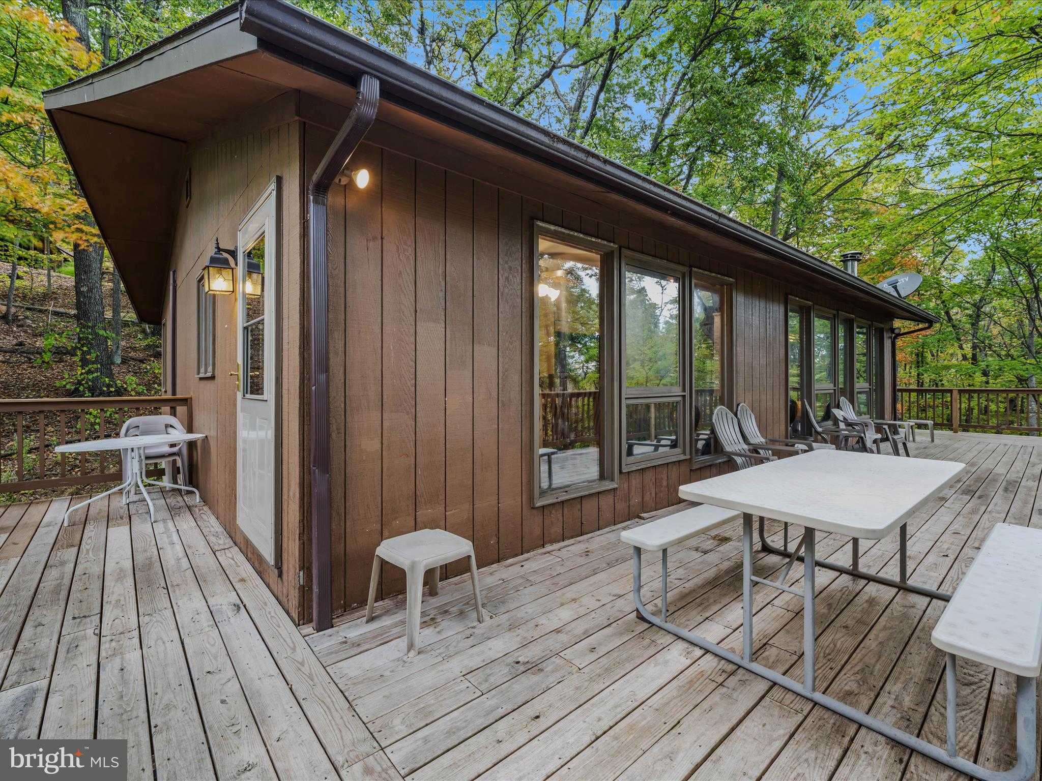 35 Warblers Way photo 9