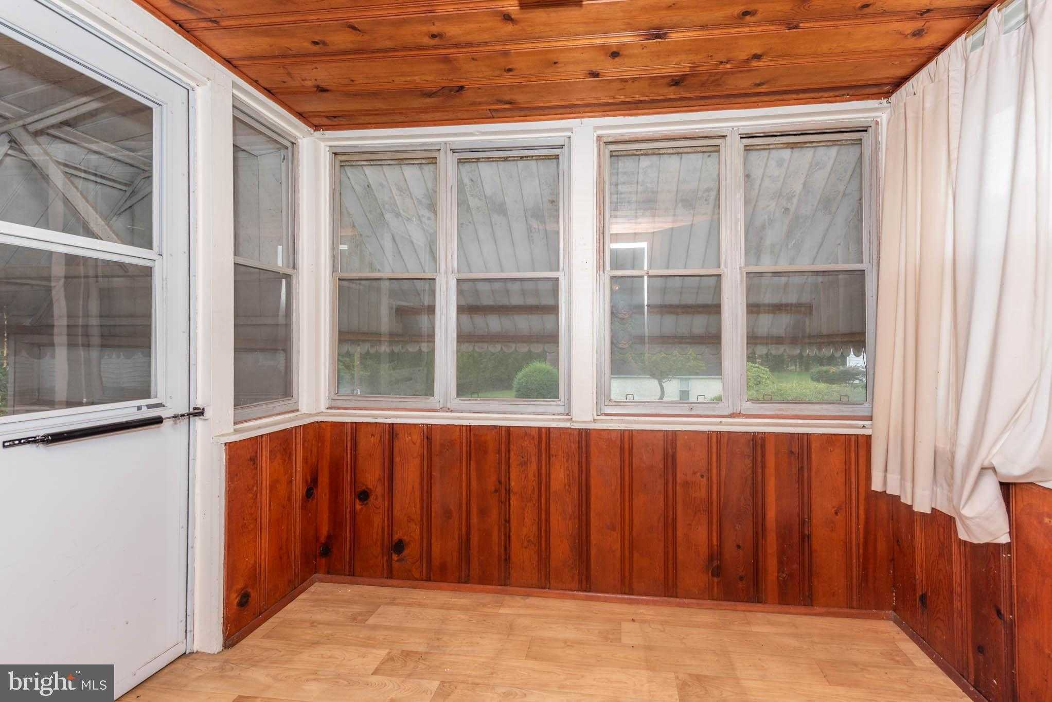 3417 E Joppa Rd photo 19