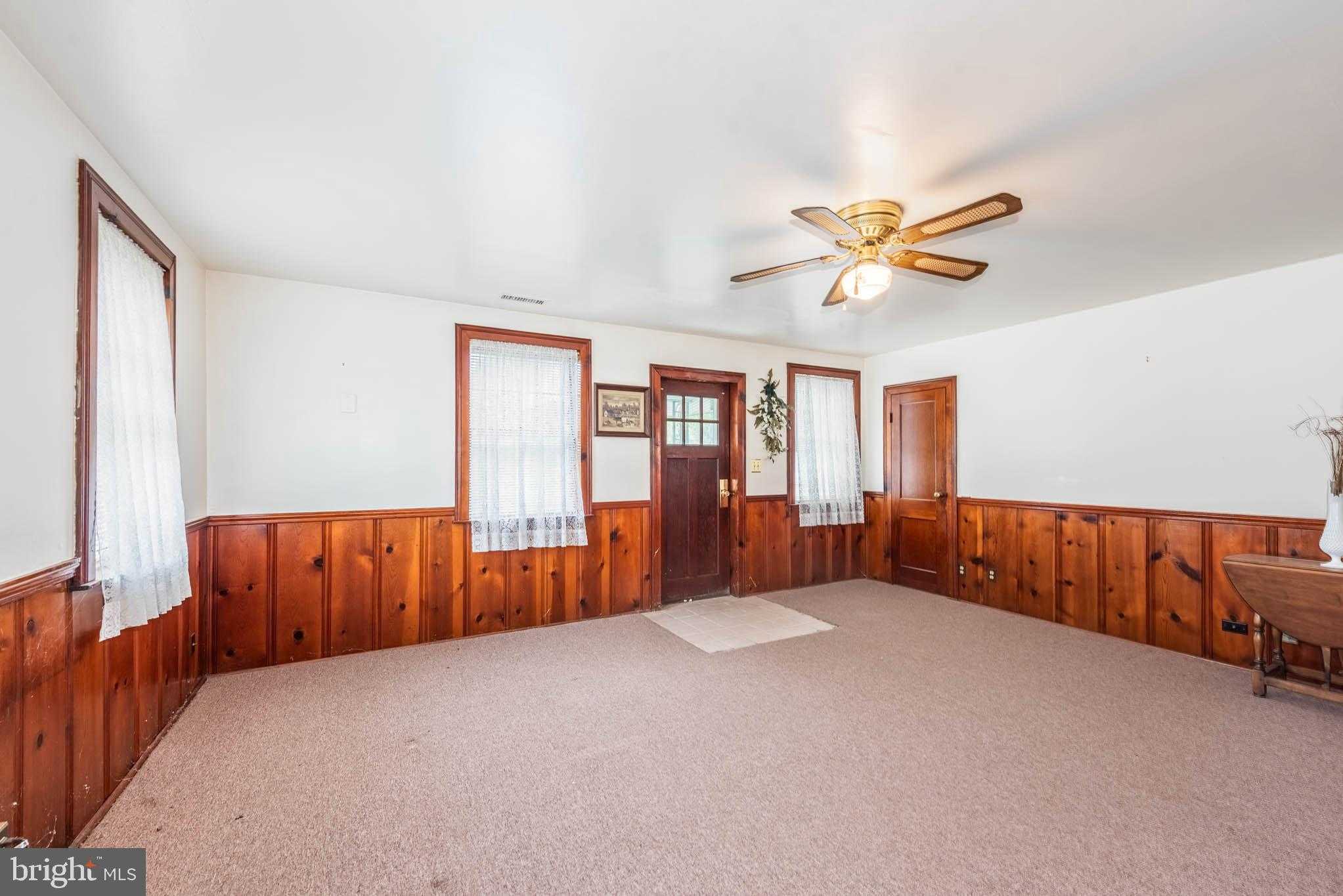 3417 E Joppa Rd photo 24