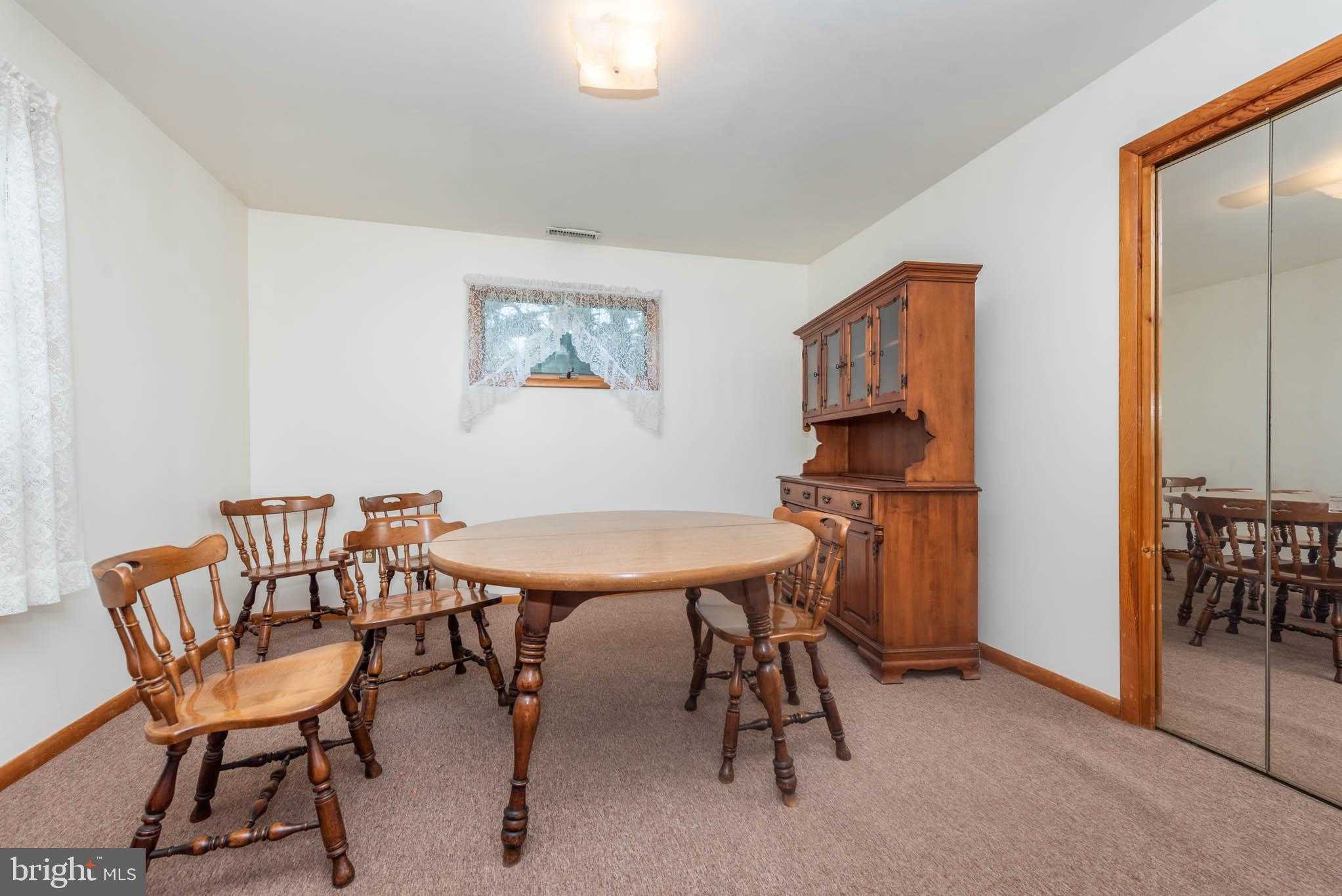 3417 E Joppa Rd photo 27