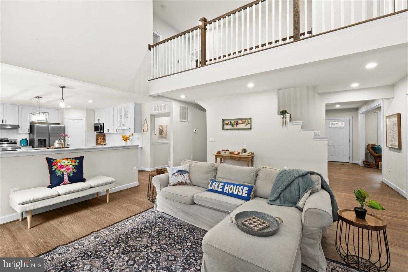 537 Monticello Cir photo 31