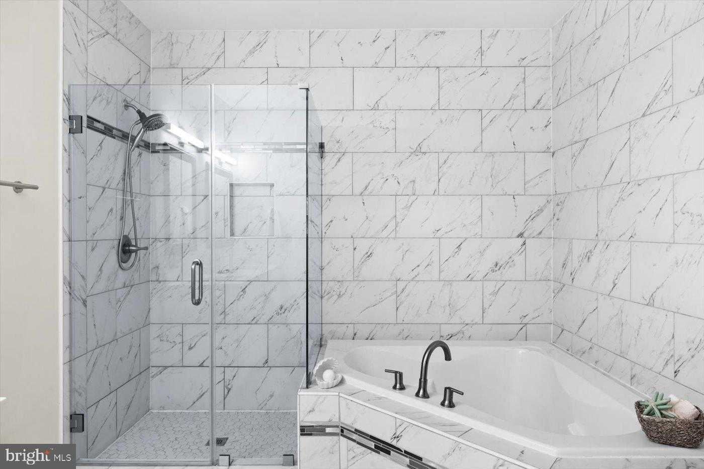 537 Monticello Cir photo 47