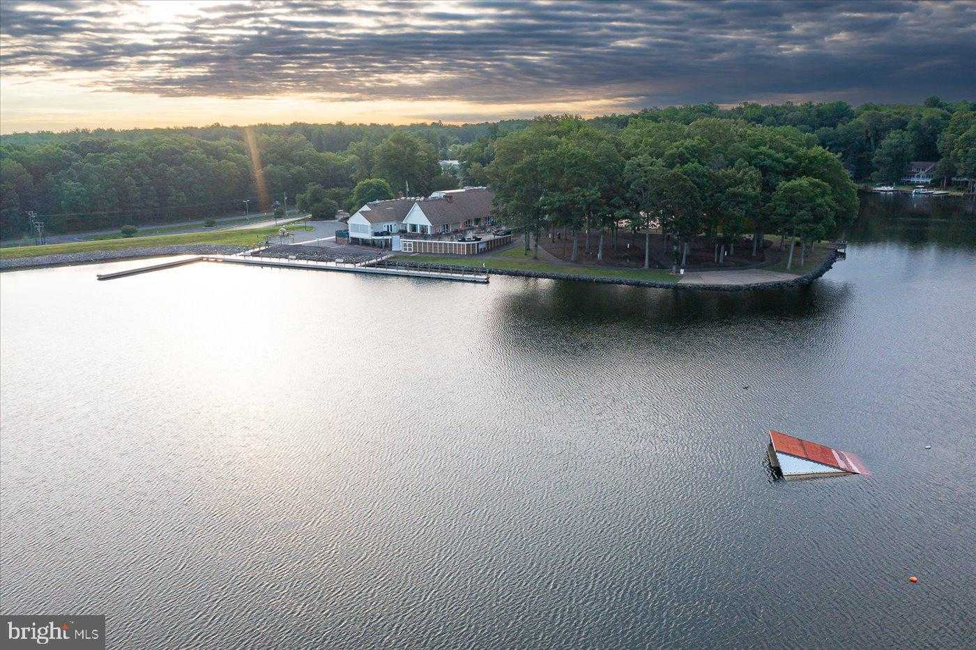 537 Monticello Cir photo 65