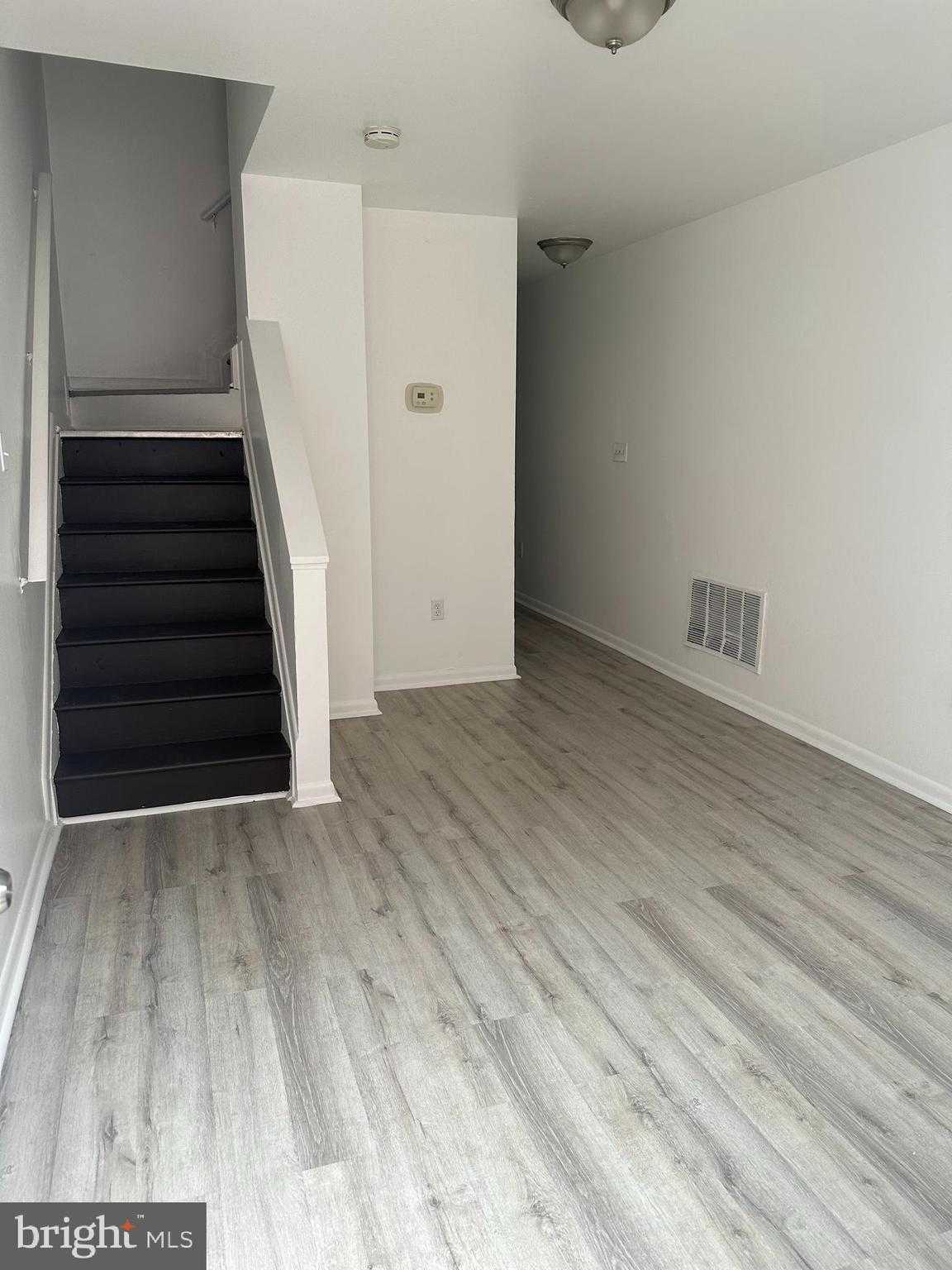 1707 N Dallas St photo 3