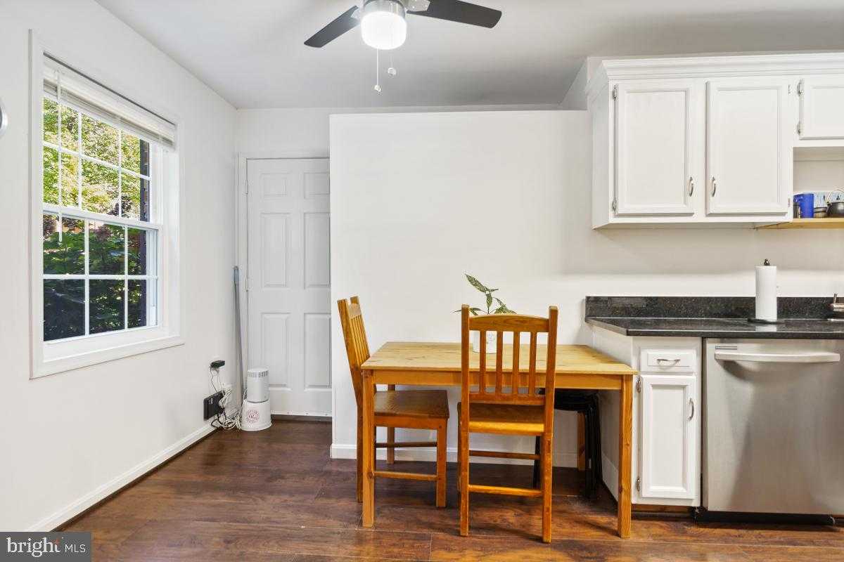 878 College Pkwy Apt 101 photo 20