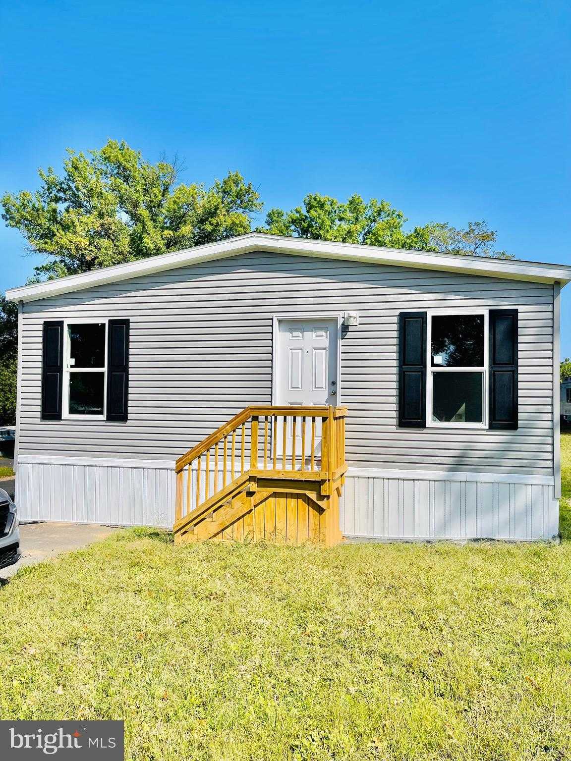 86 Cherokee Ave, Dover