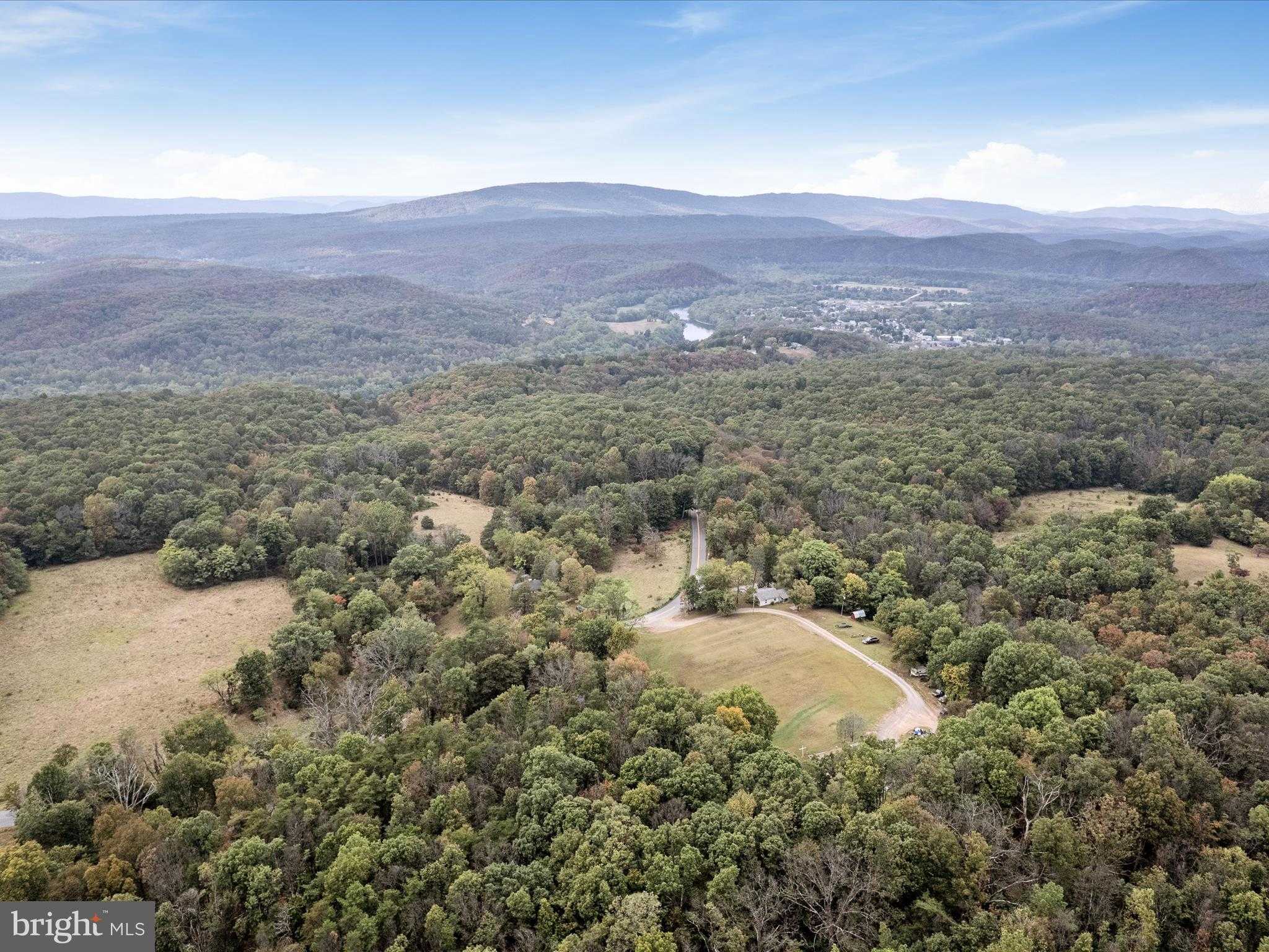 914 Plains Rd photo 32