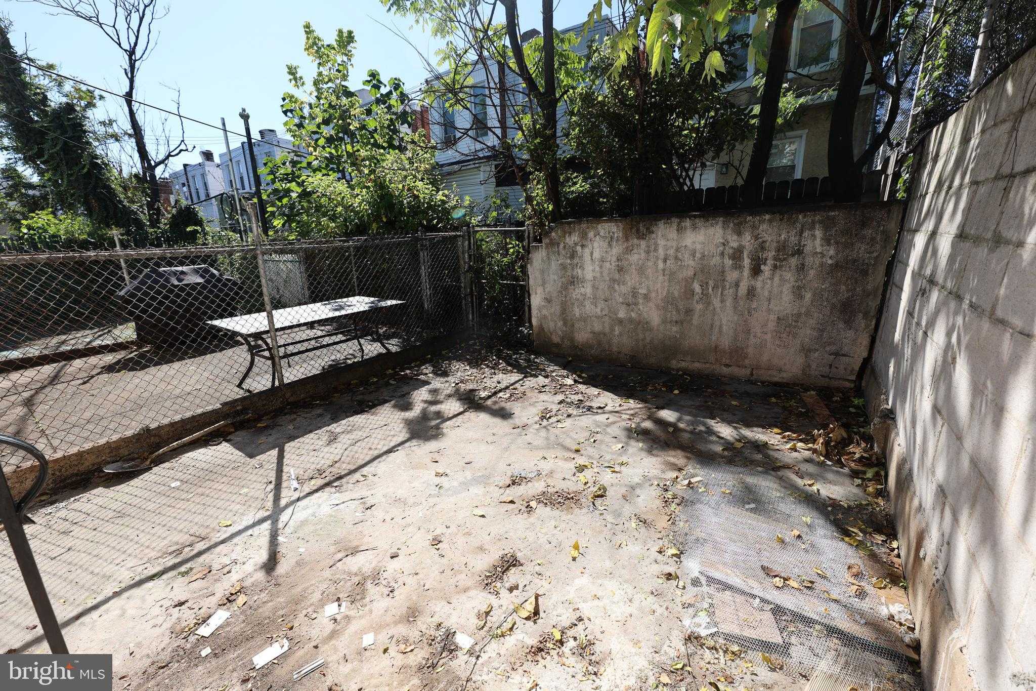 126 N 59th St photo 29