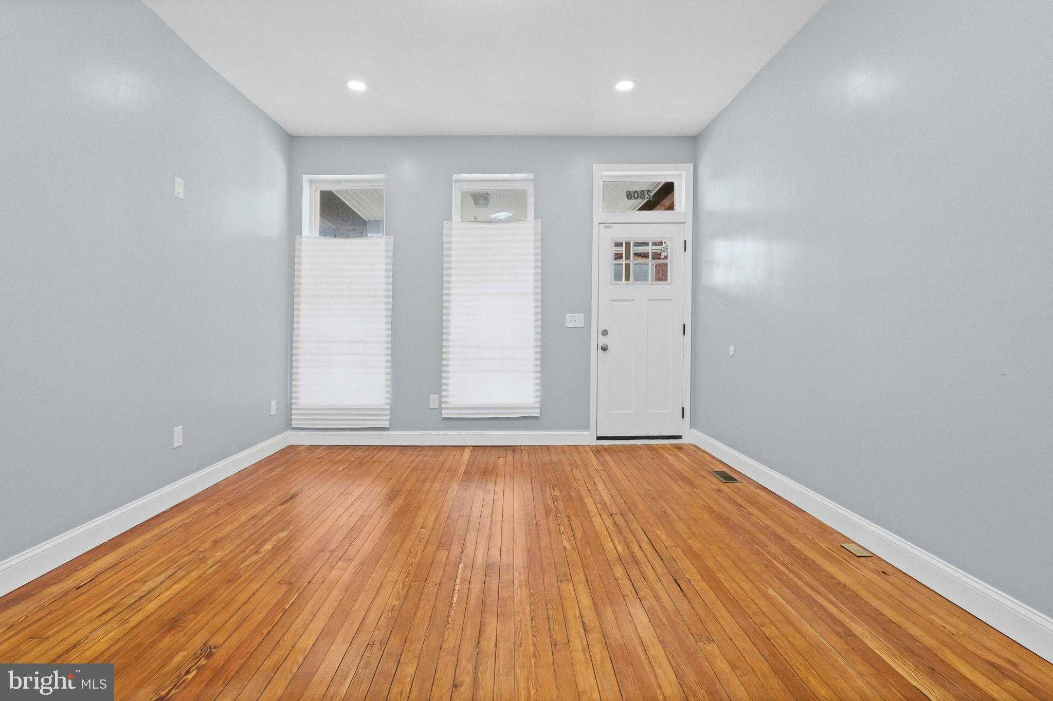 2806 Riggs Ave photo 32