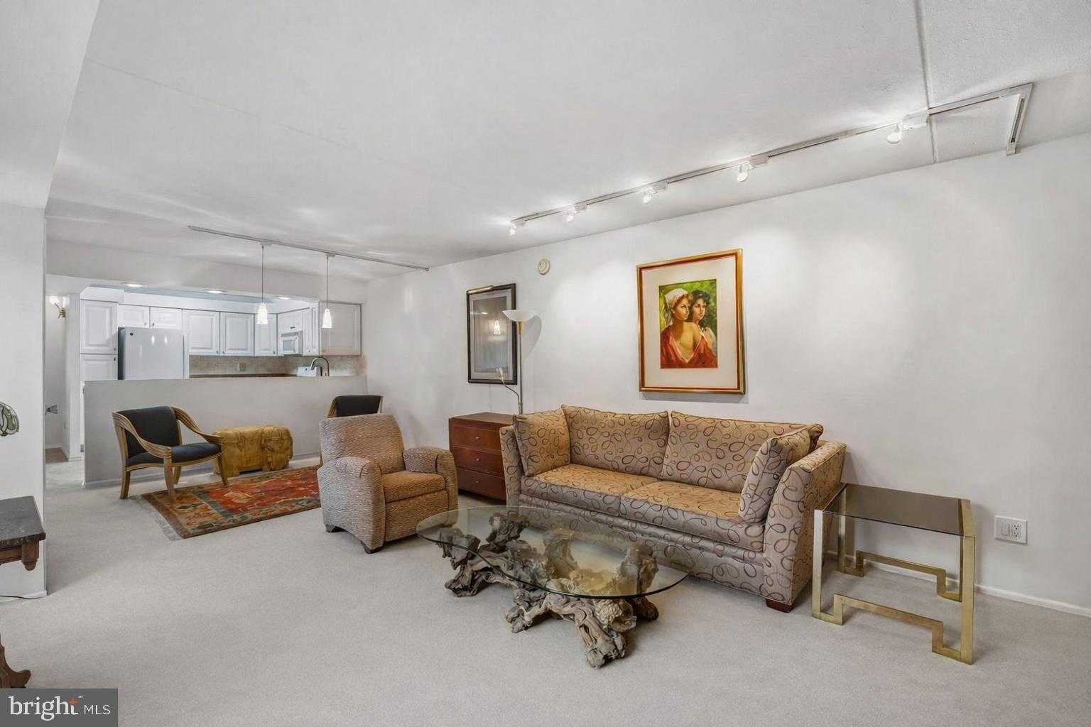 130 Spruce St Apt 27a photo 7