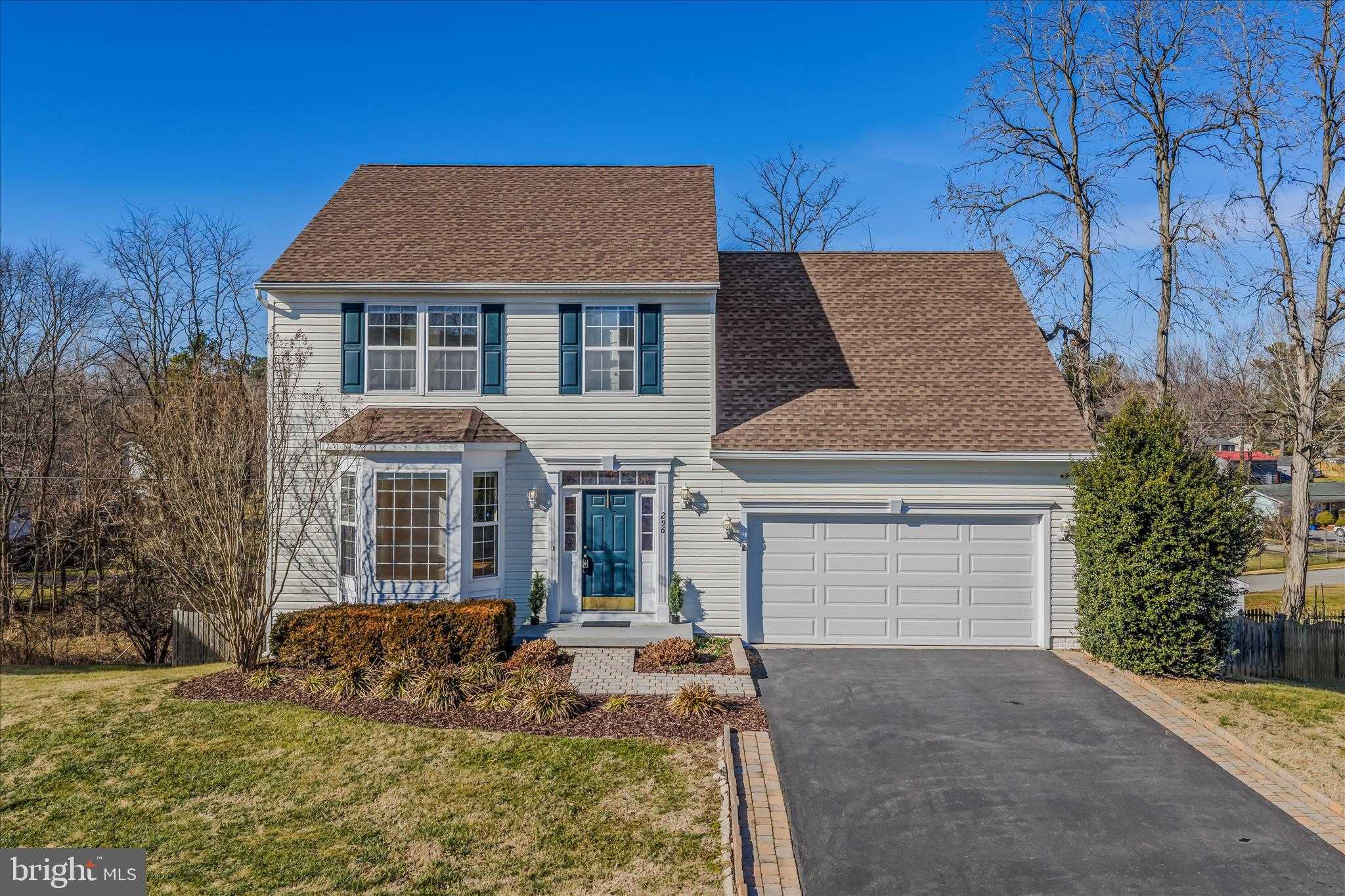 296 Kimberwicke Dr N photo 3