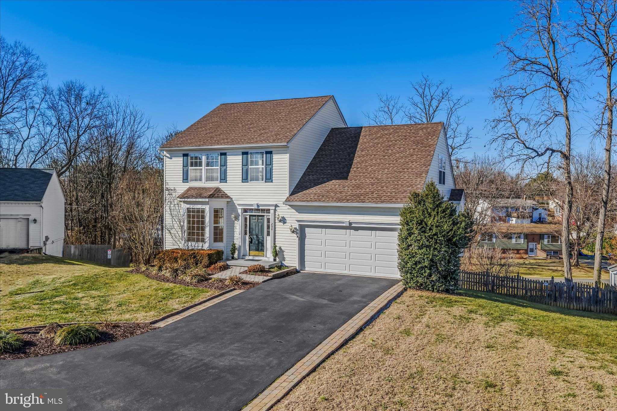 296 Kimberwicke Dr N photo 4