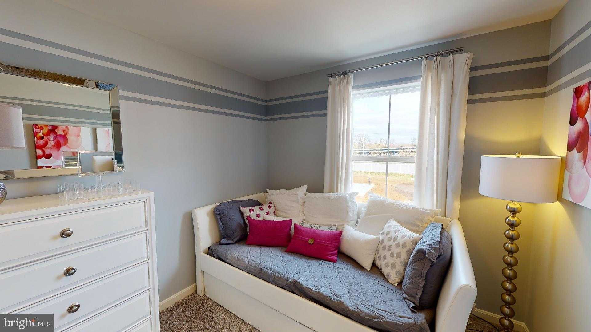 5850 Monk Ave photo 24